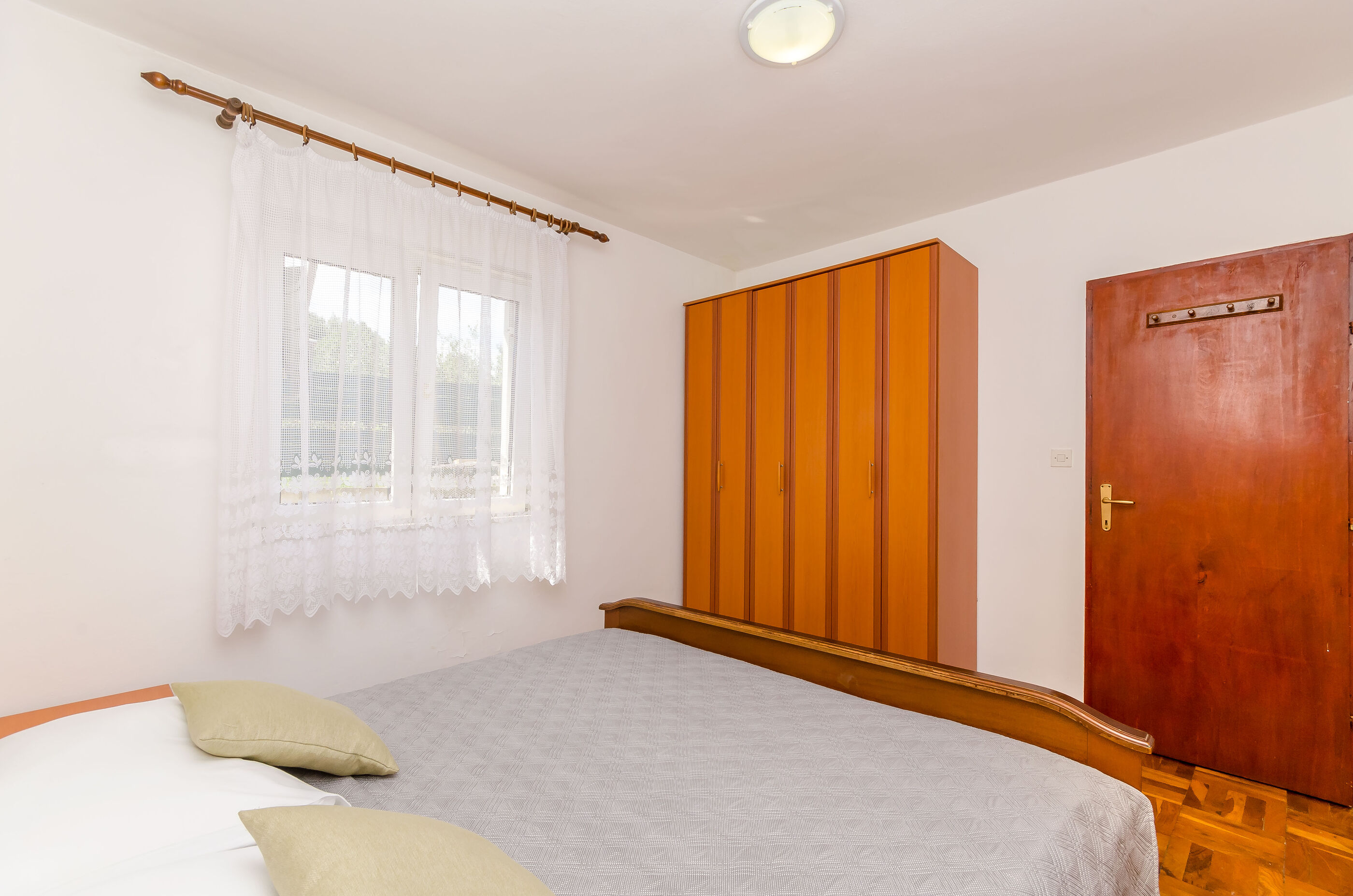House Kelava 100851-K1
