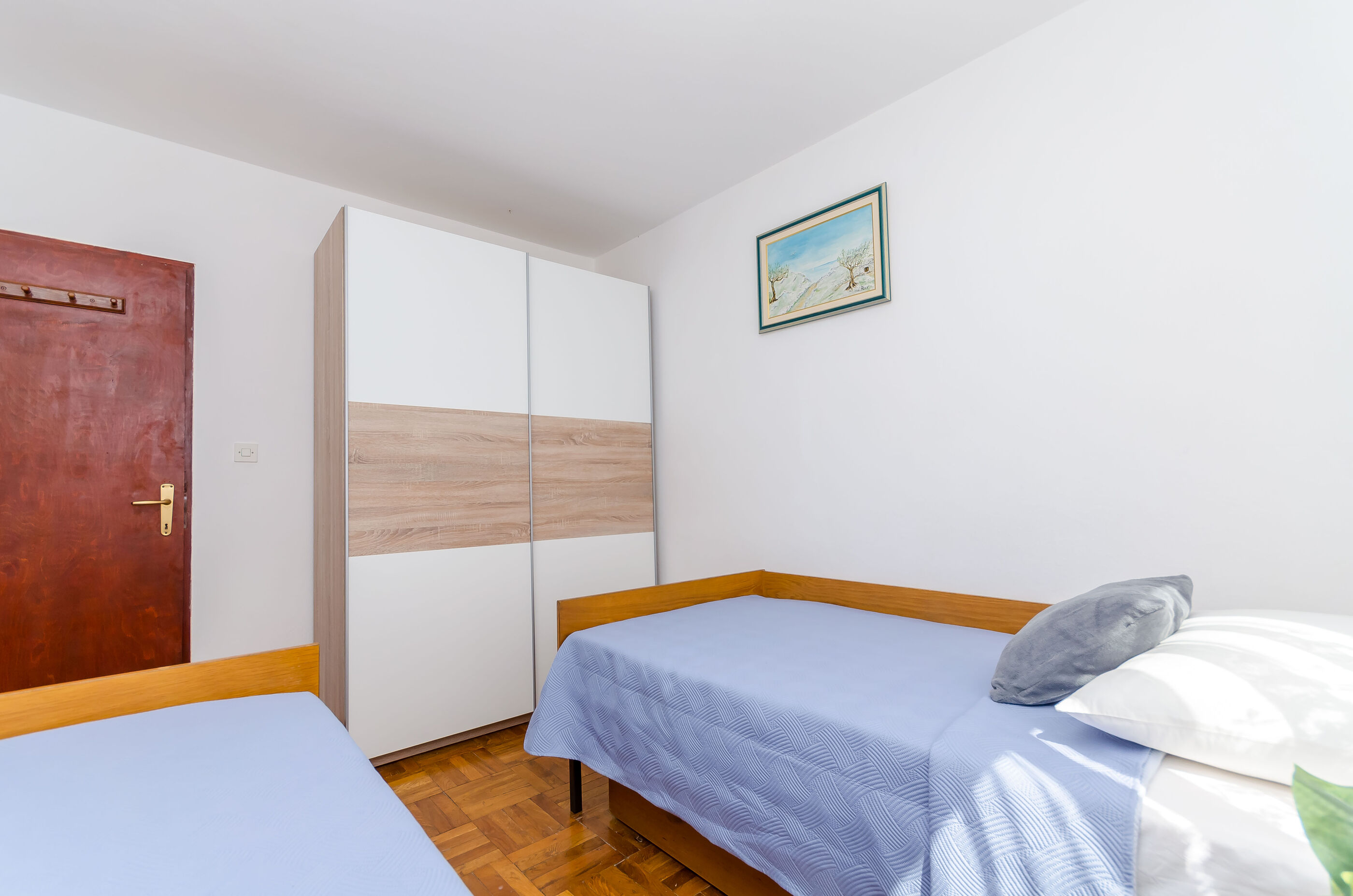 House Kelava 100851-K1