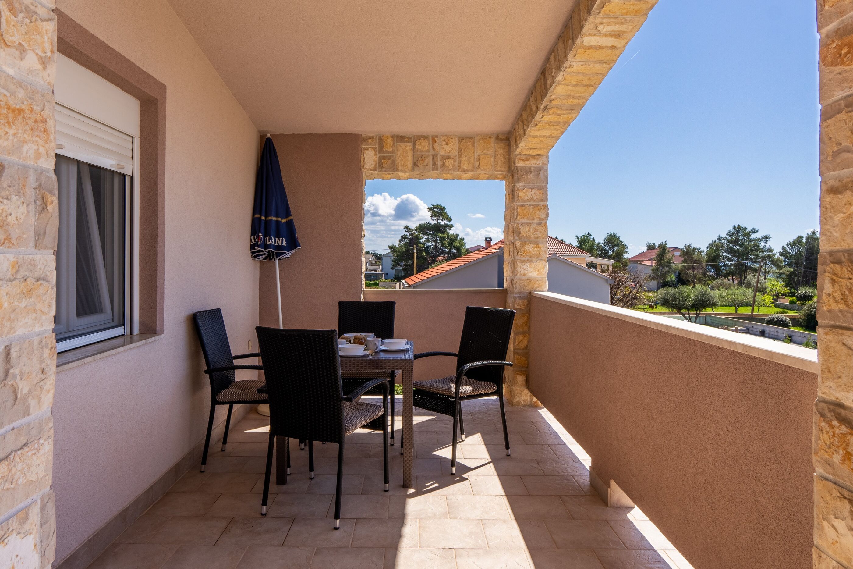 Apartments Josipovic 100901-A2