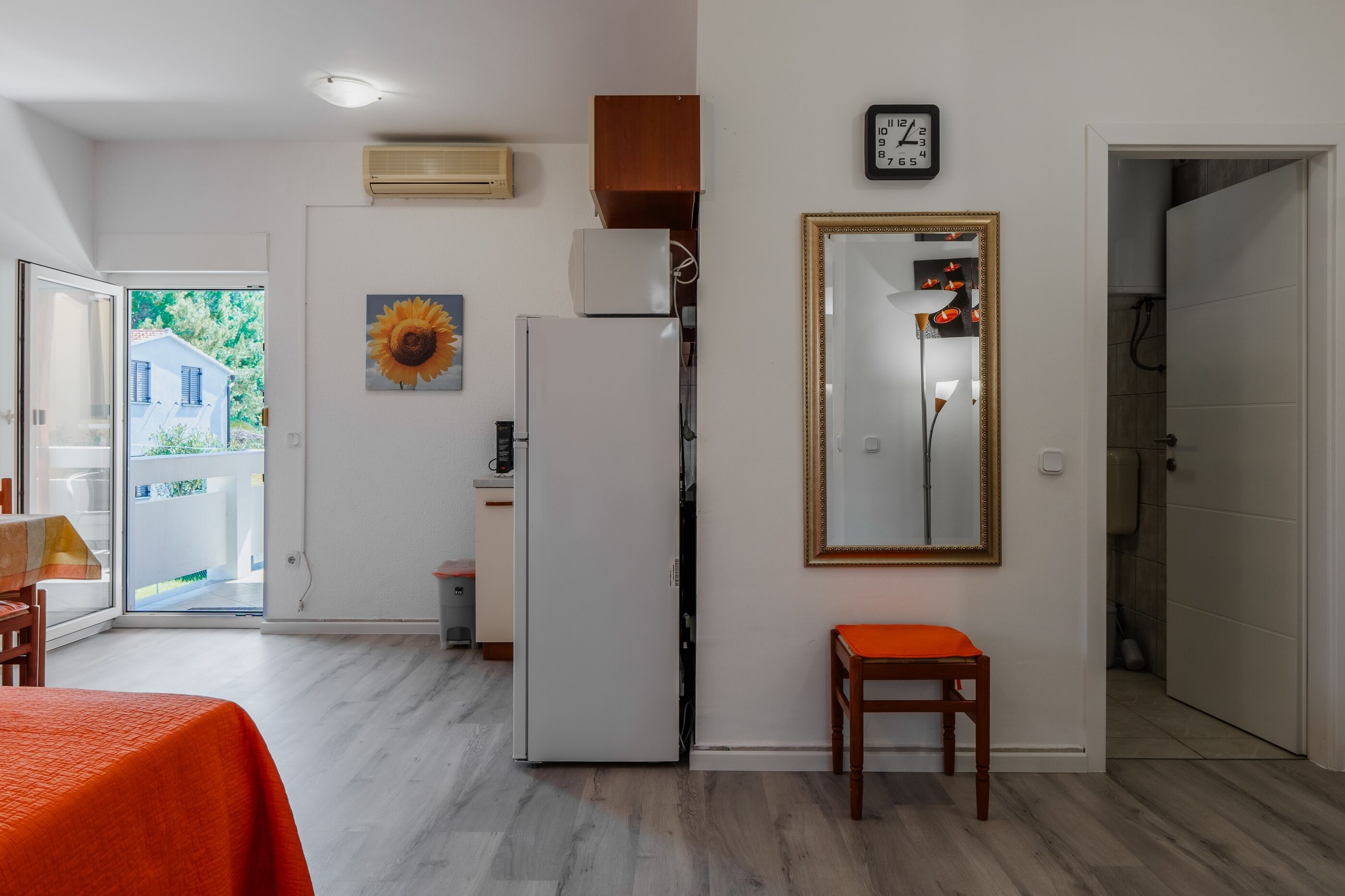 Apartments TT 100911-A1