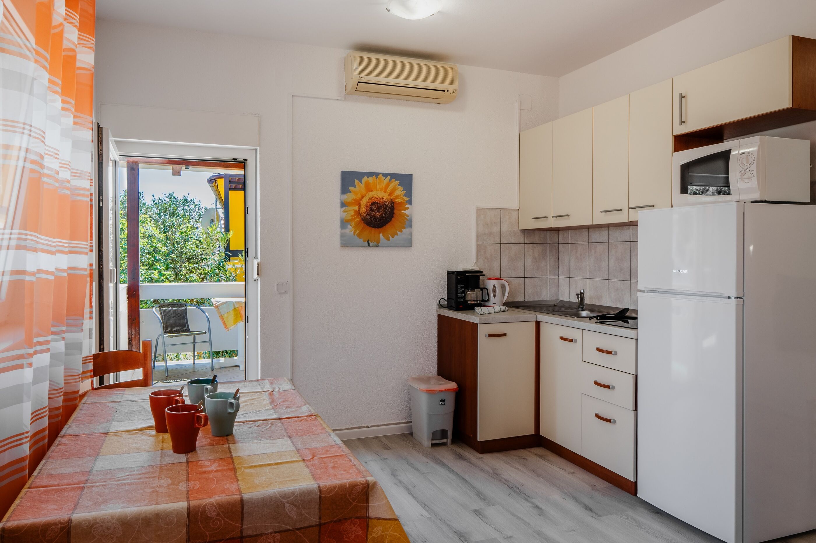Apartments TT 100911-A1