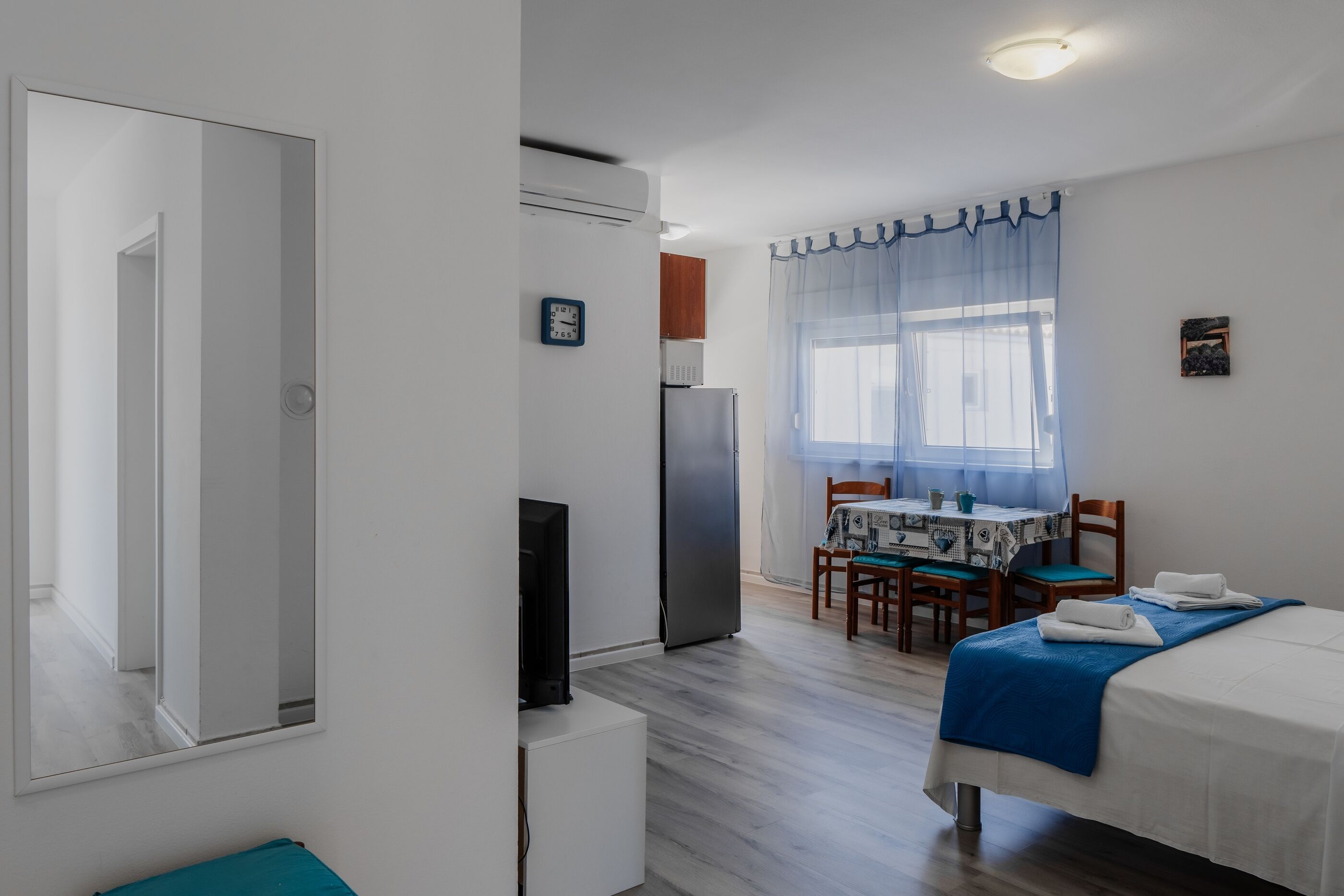 Apartments TT 100911-A2