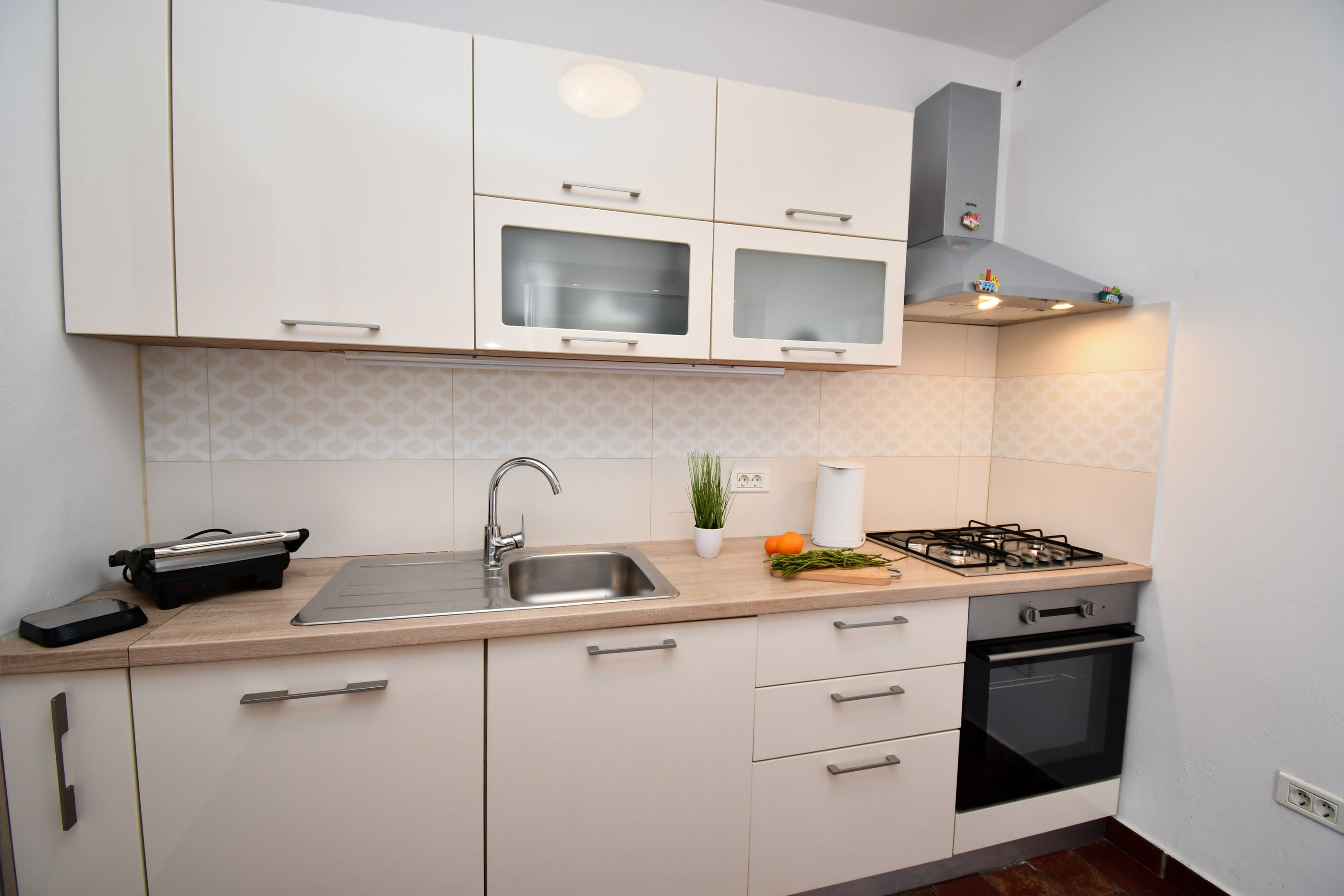 Apartment Honey Bee 100941-A1
