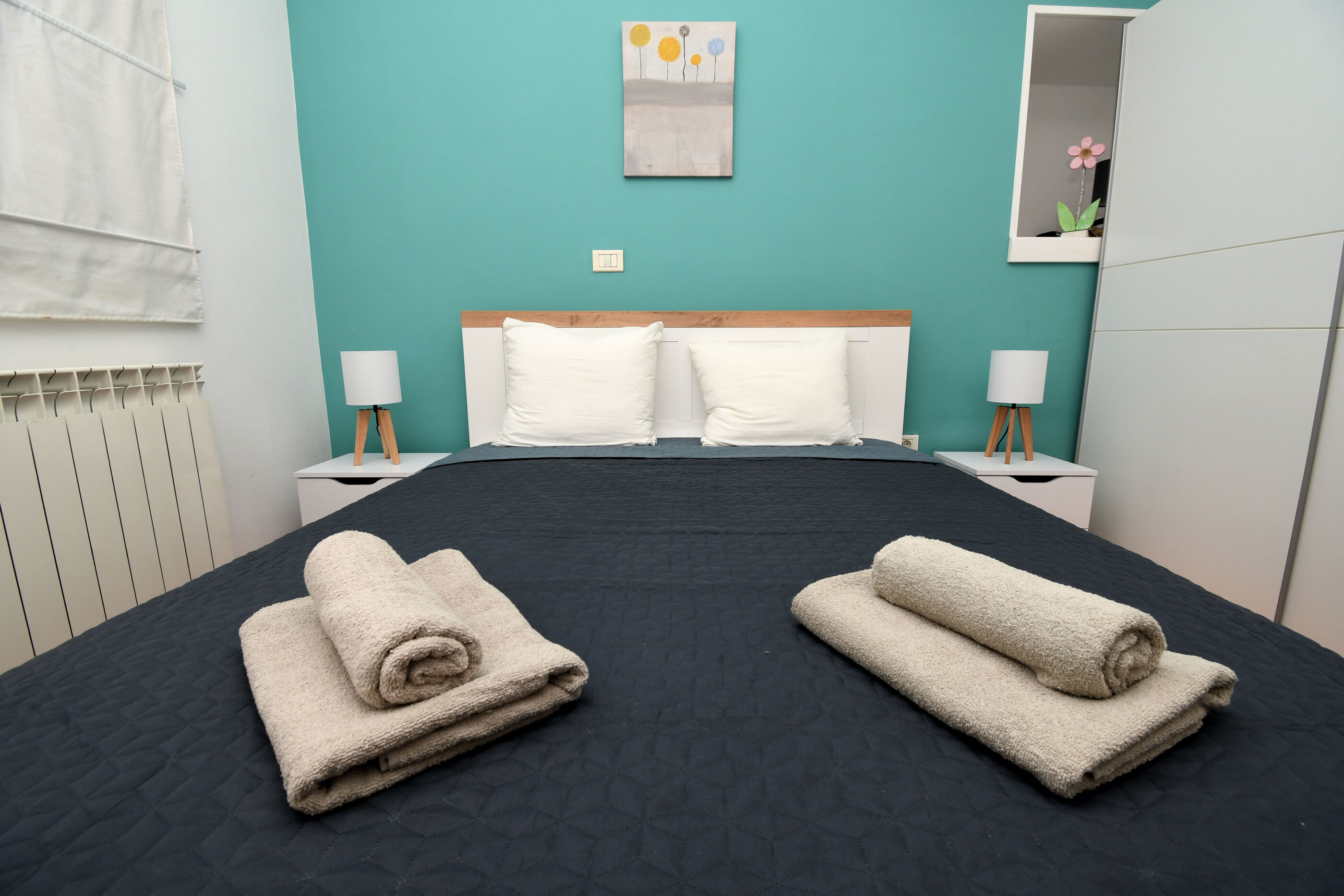 Apartment Honey Bee 100941-A1
