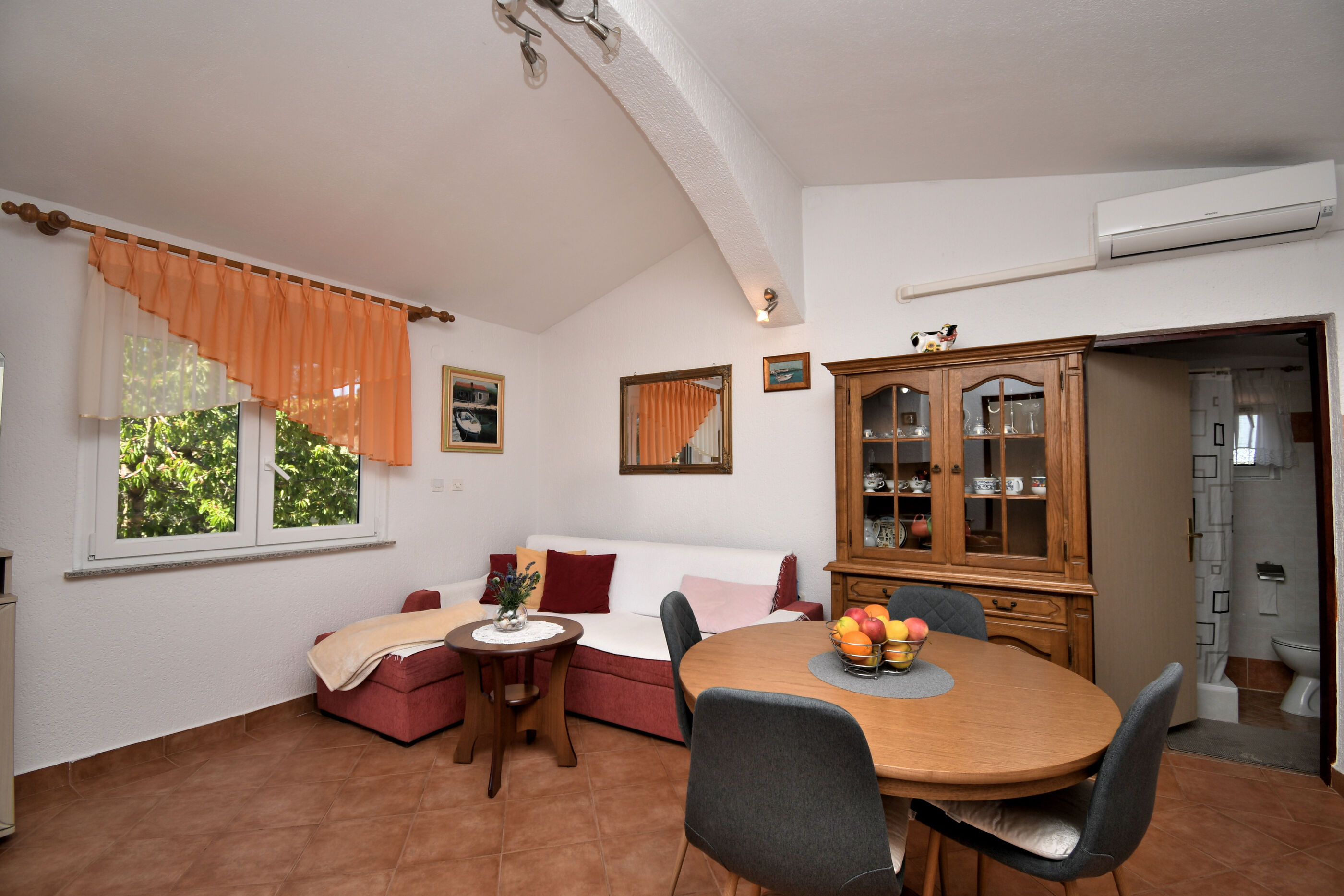 House Angelina 100981-K1