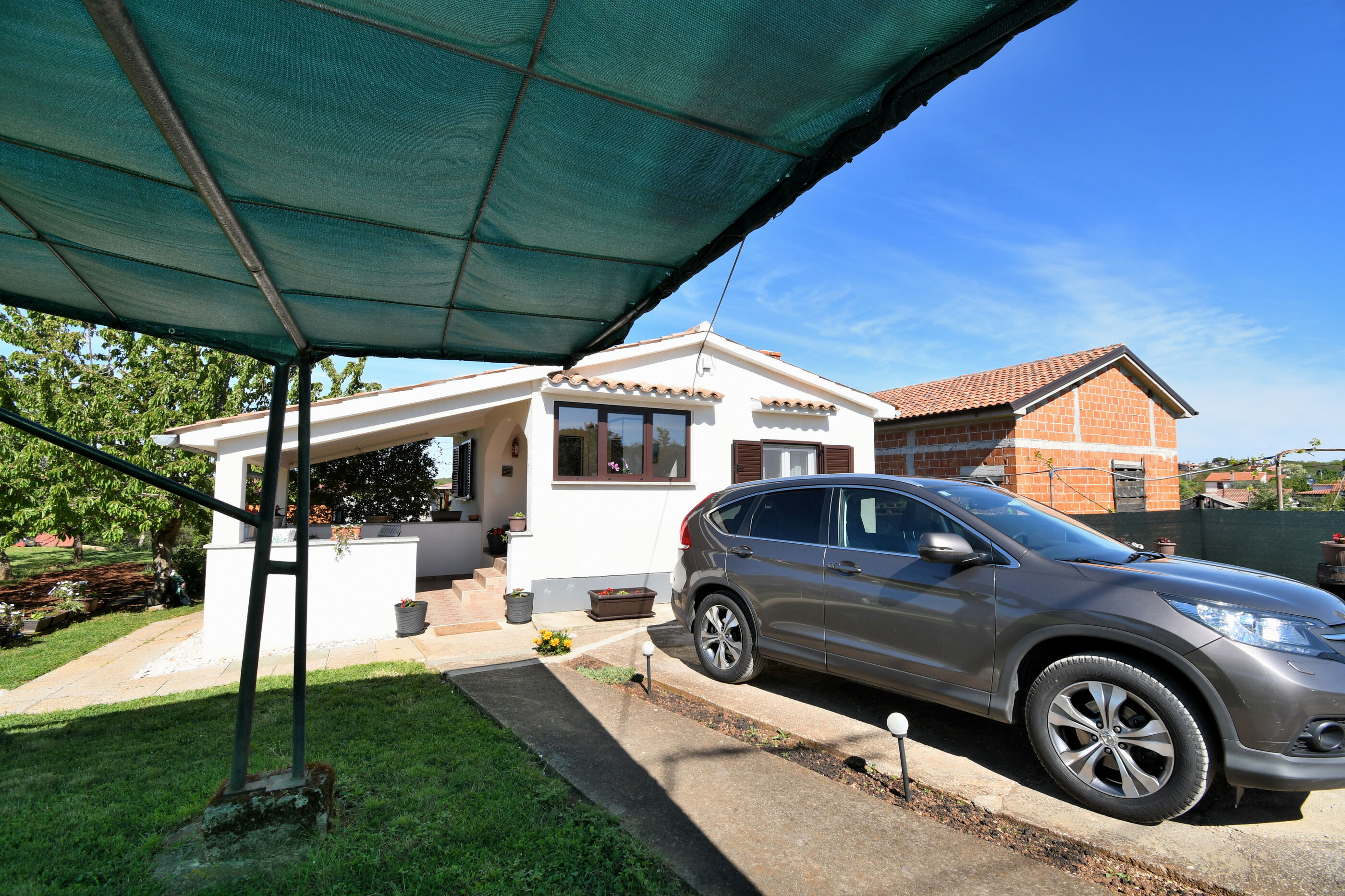 Photo of House Angelina