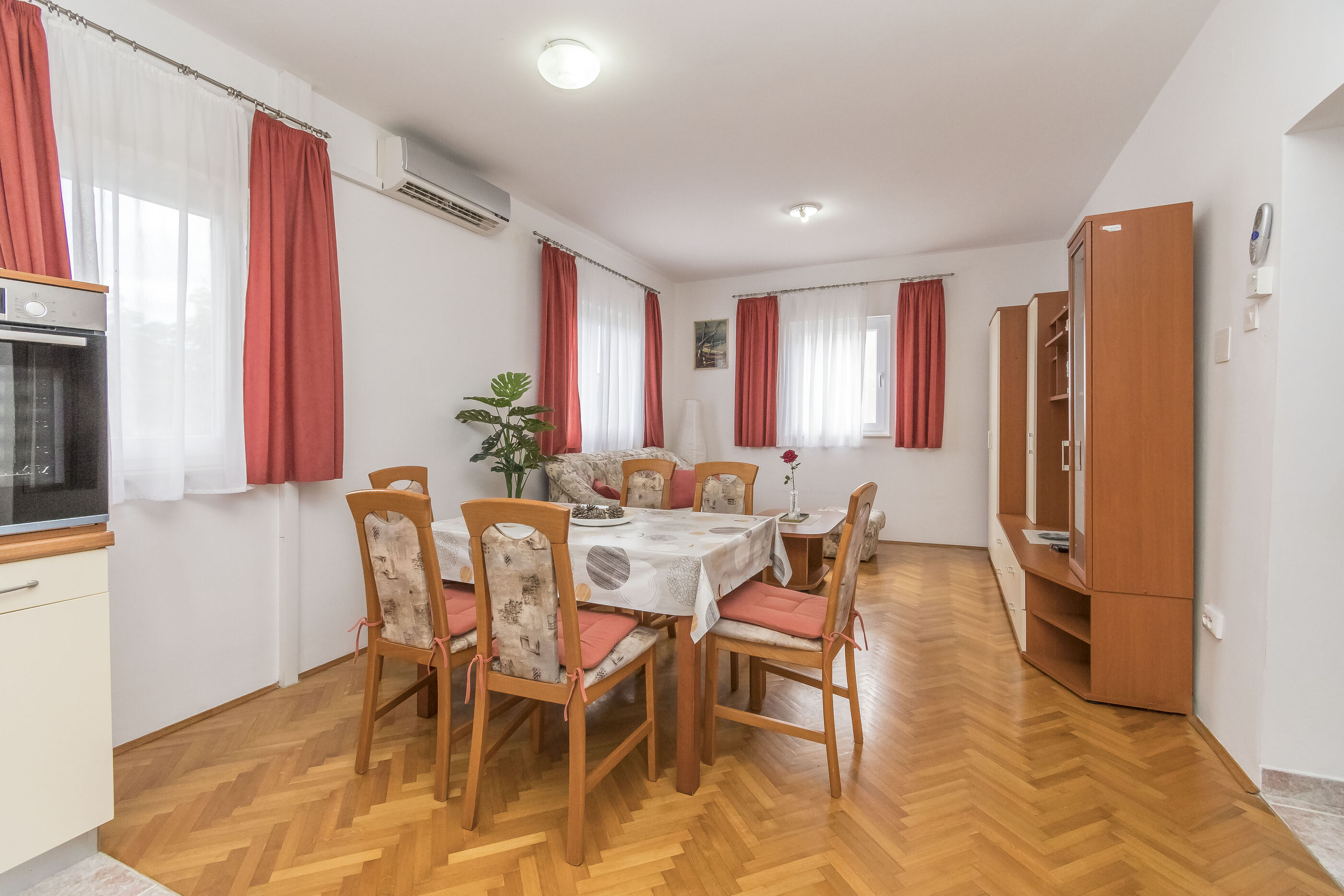 Apartments Murter Jurjako 100971-A1