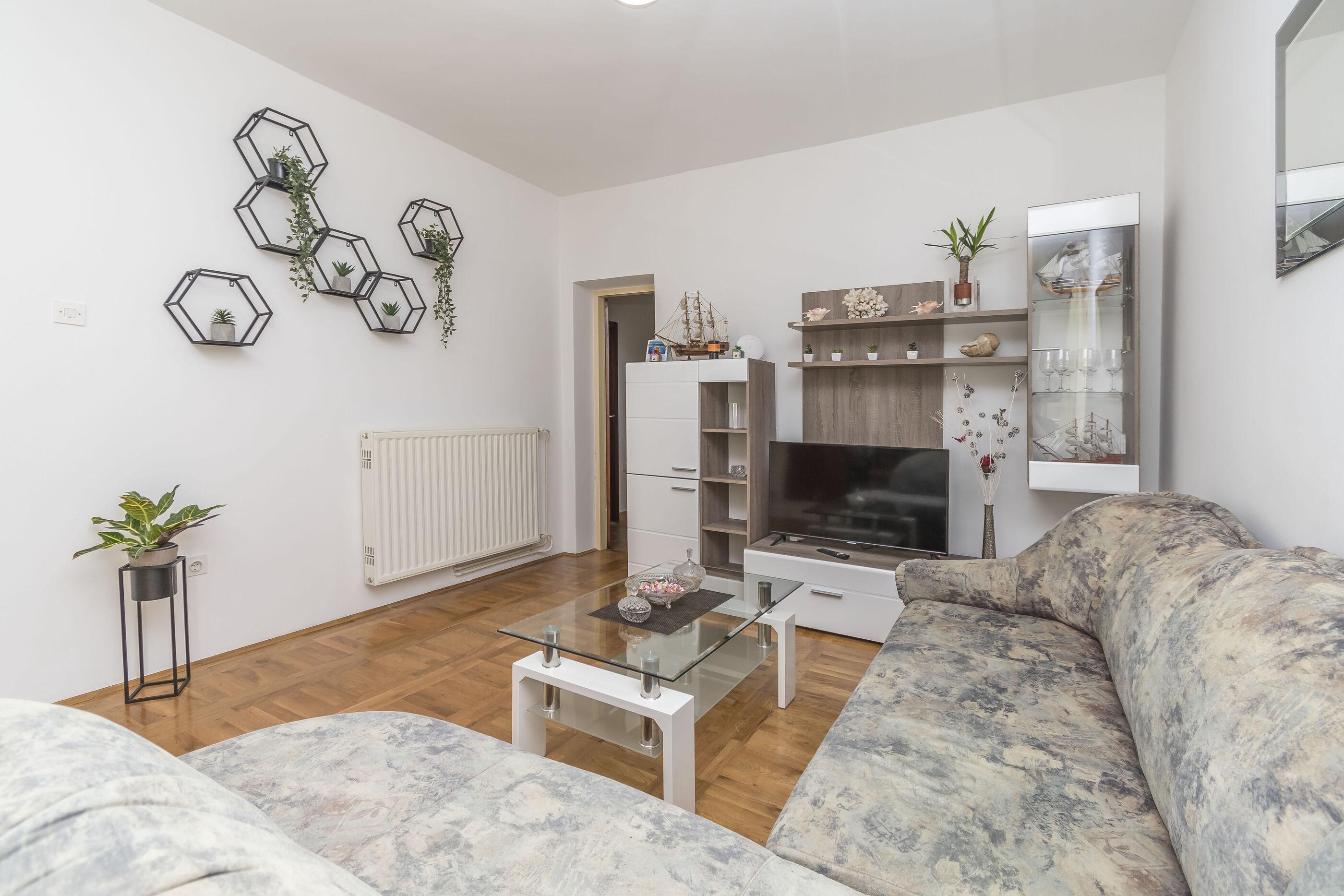 Apartments Murter Jurjako 100971-A2