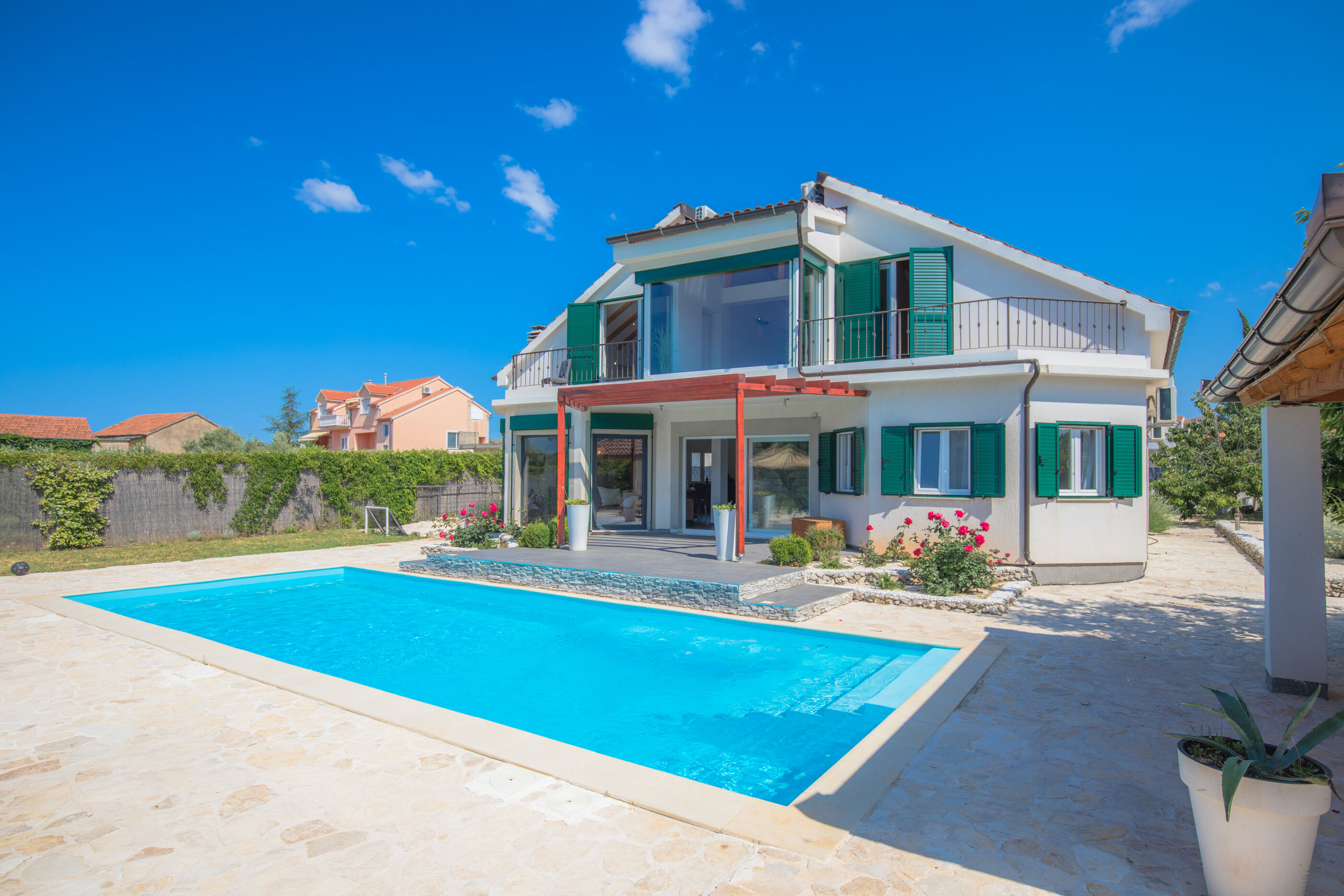 Villa Serene V3912-K1