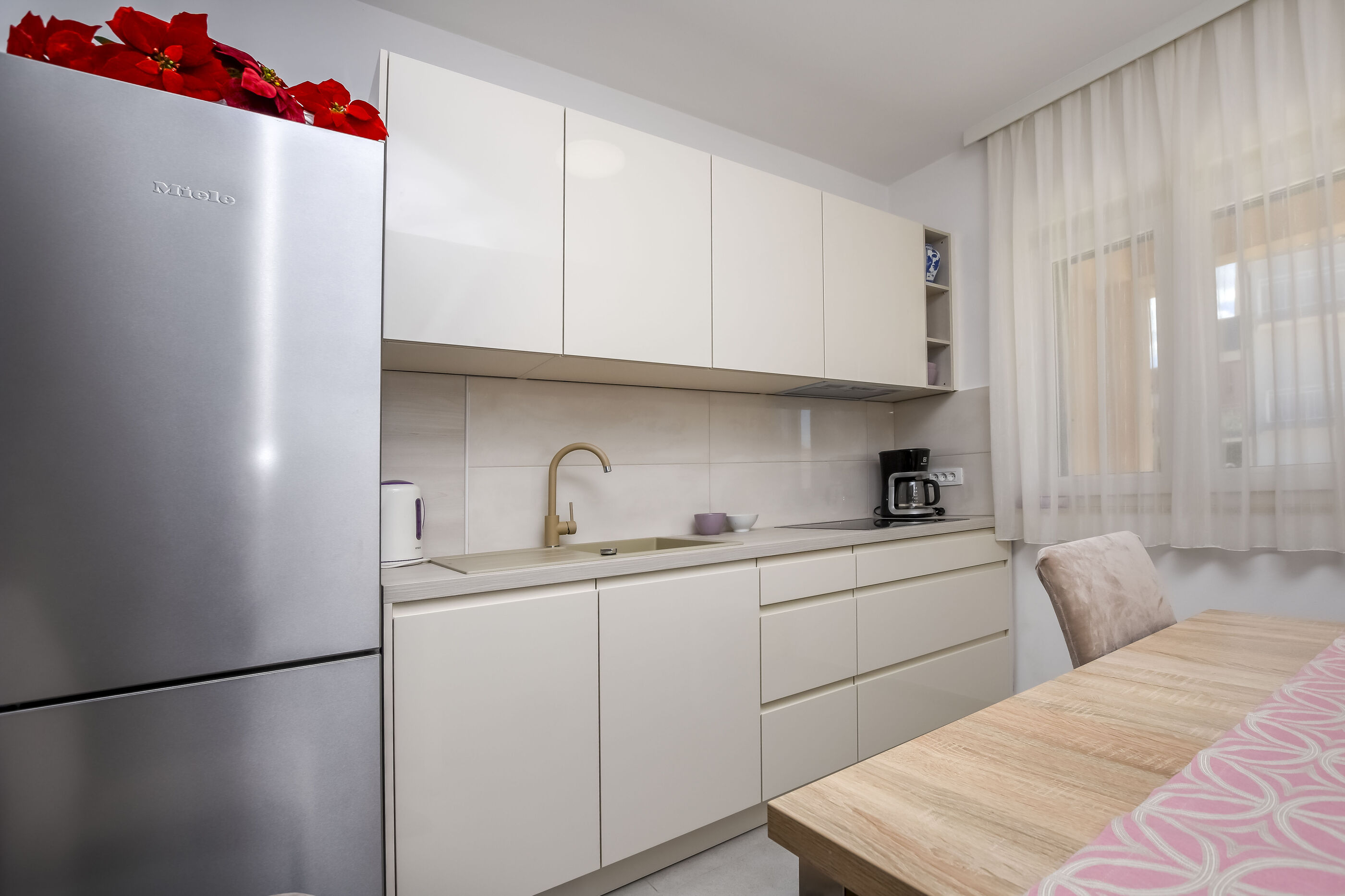 Apartments Frane 41316-A1