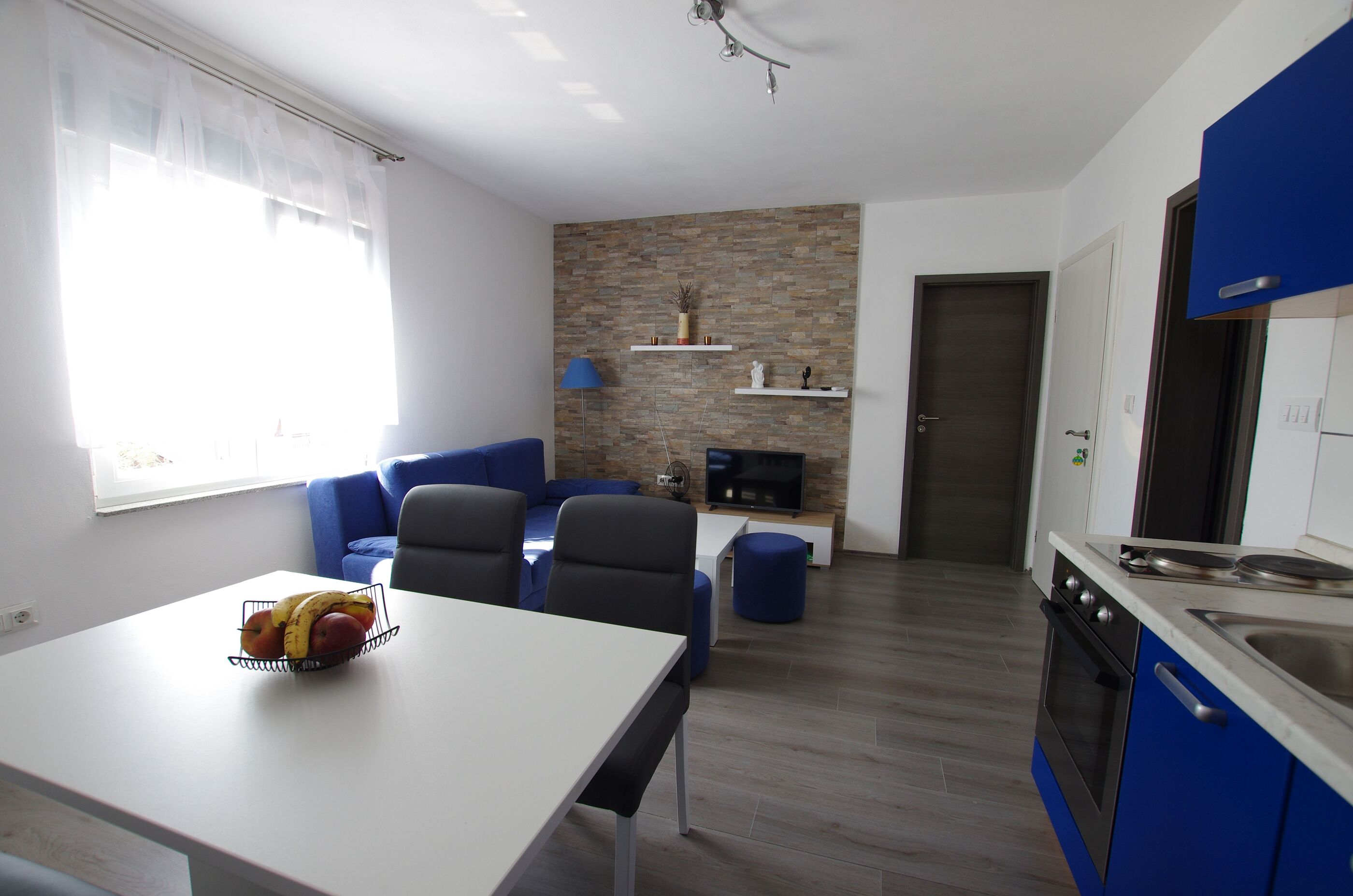 Apartments Branko 97108-A2
