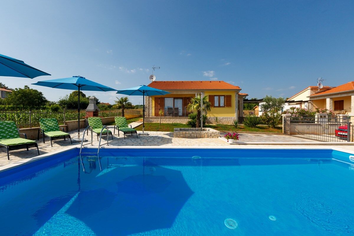 Villa Bali 74306-K1