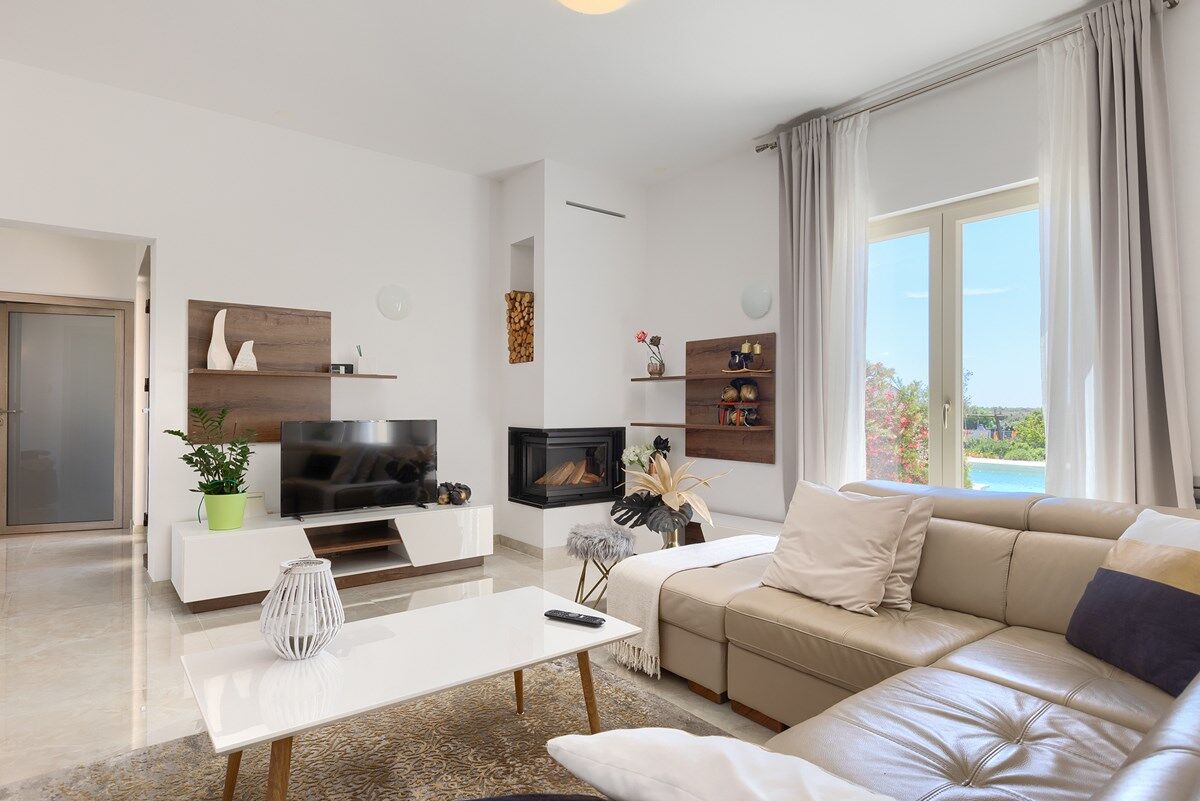 Villa Nirvana 74307-K1