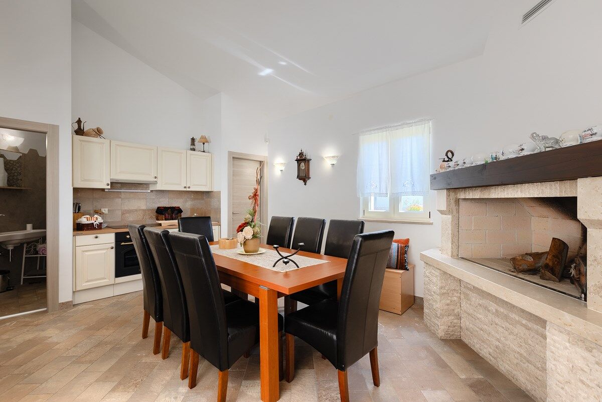 Villa Nirvana 74307-K1