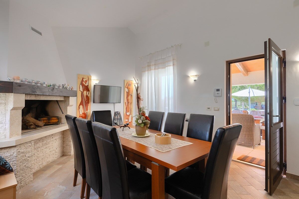 Villa Nirvana 74307-K1