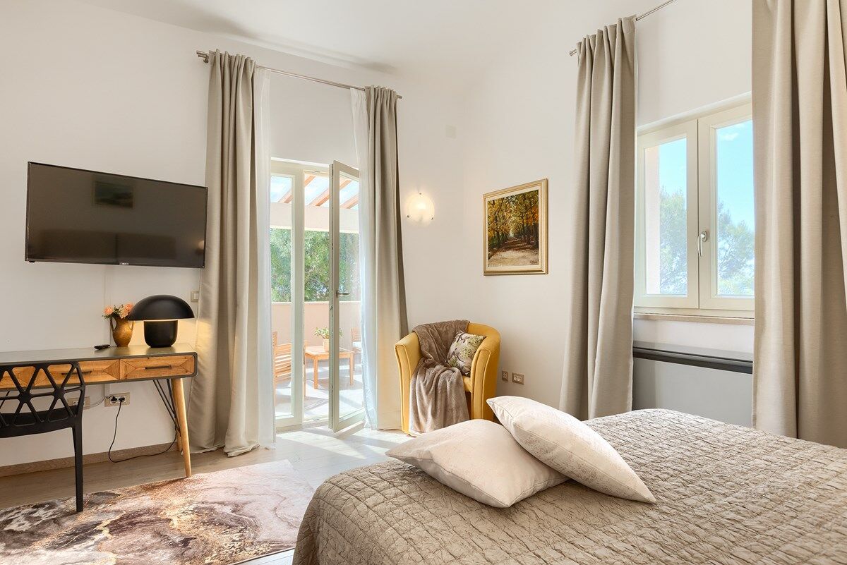 Villa Nirvana 74307-K1