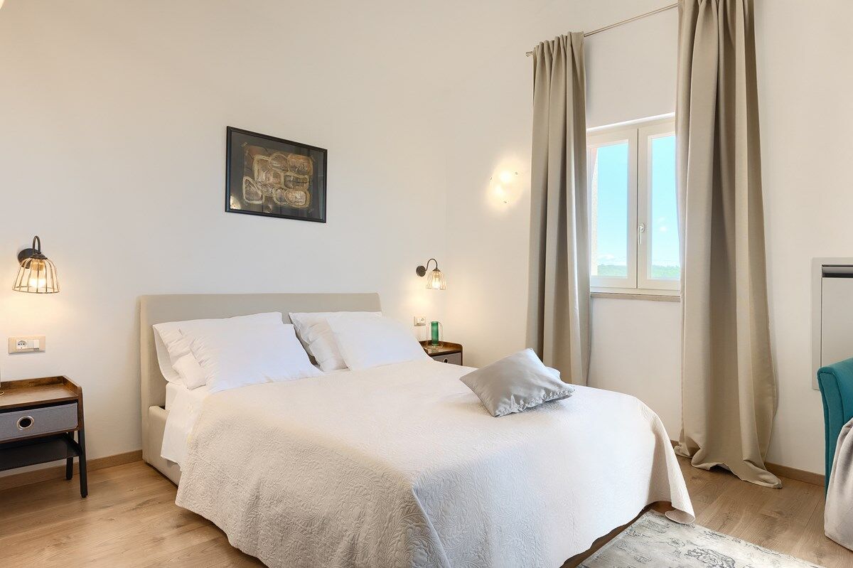 Villa Nirvana 74307-K1