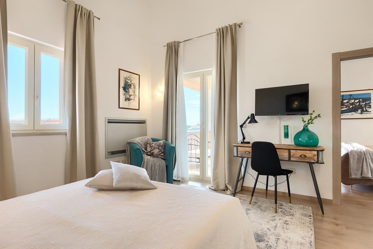 Villa Nirvana 74307-K1