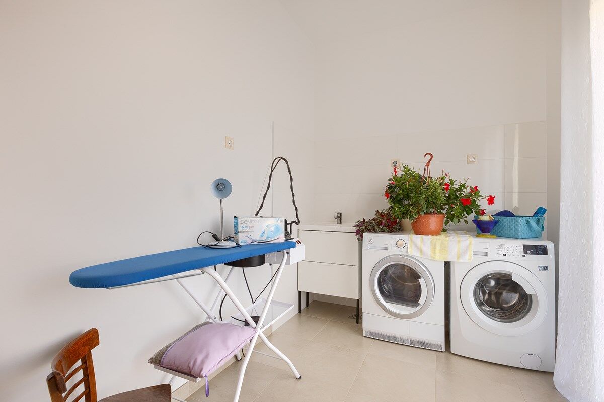 Villa Nirvana 74307-K1