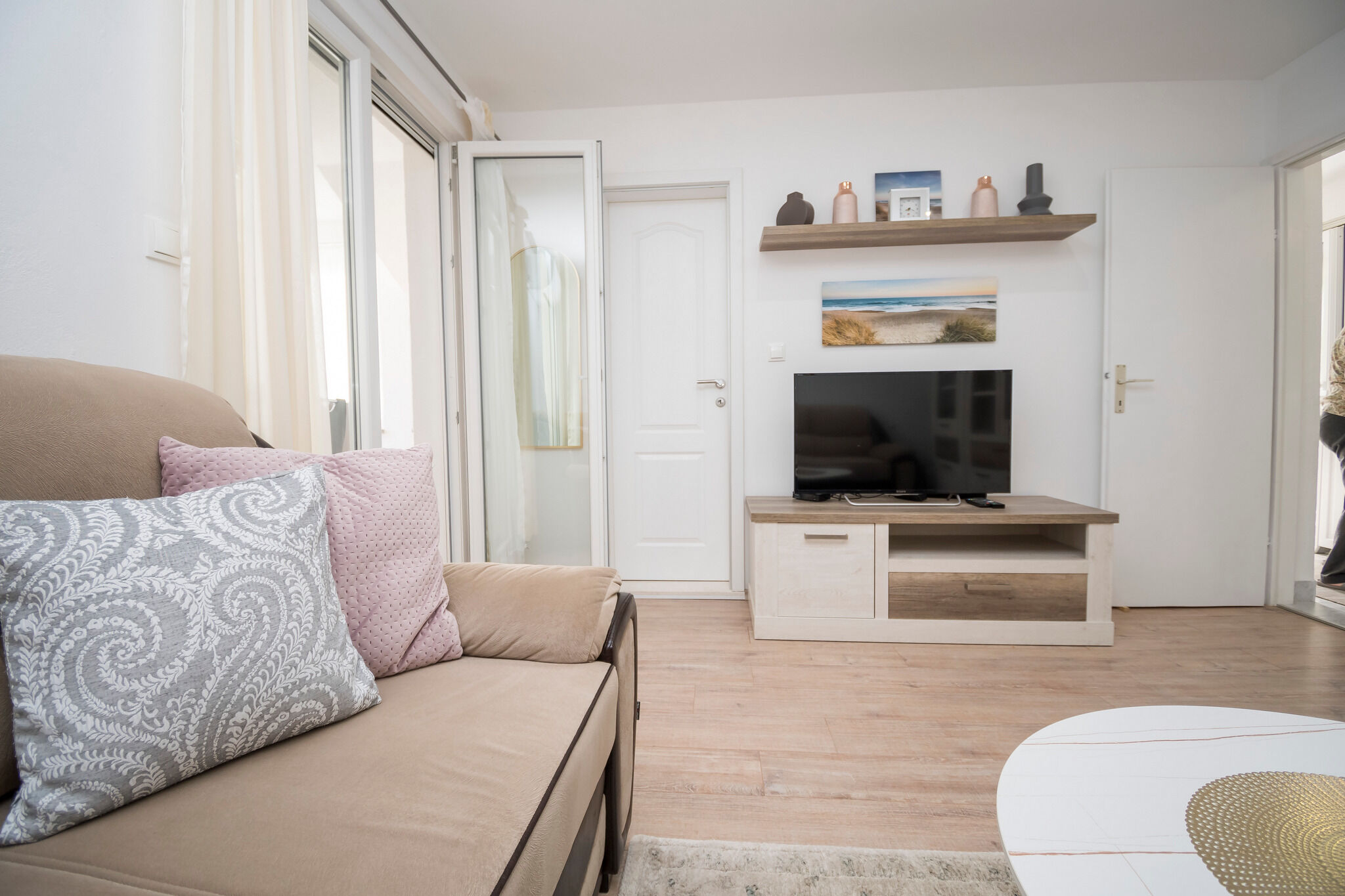 Apartment Filipovic 100871-A1