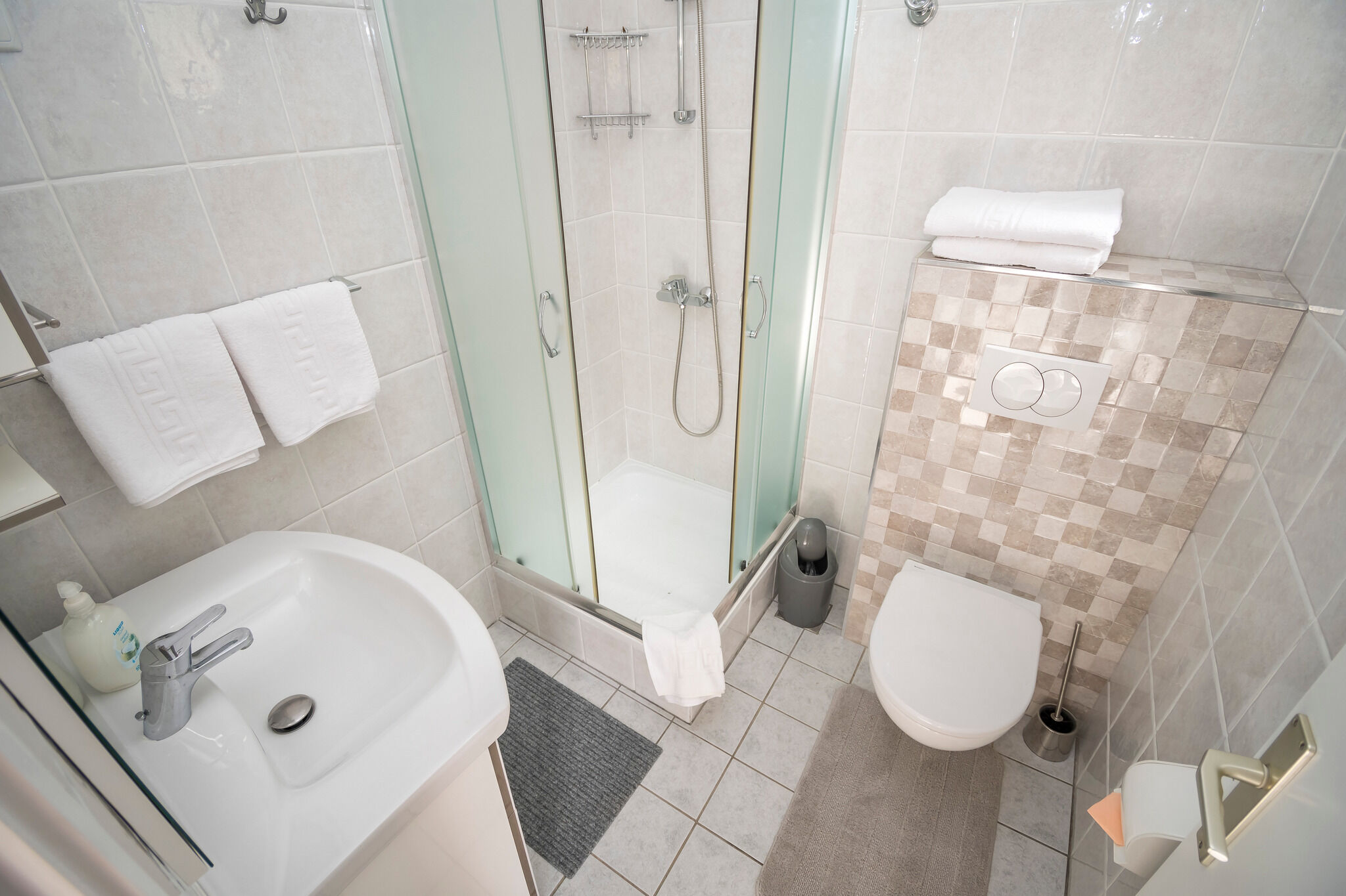 Apartment Filipovic 100871-A1