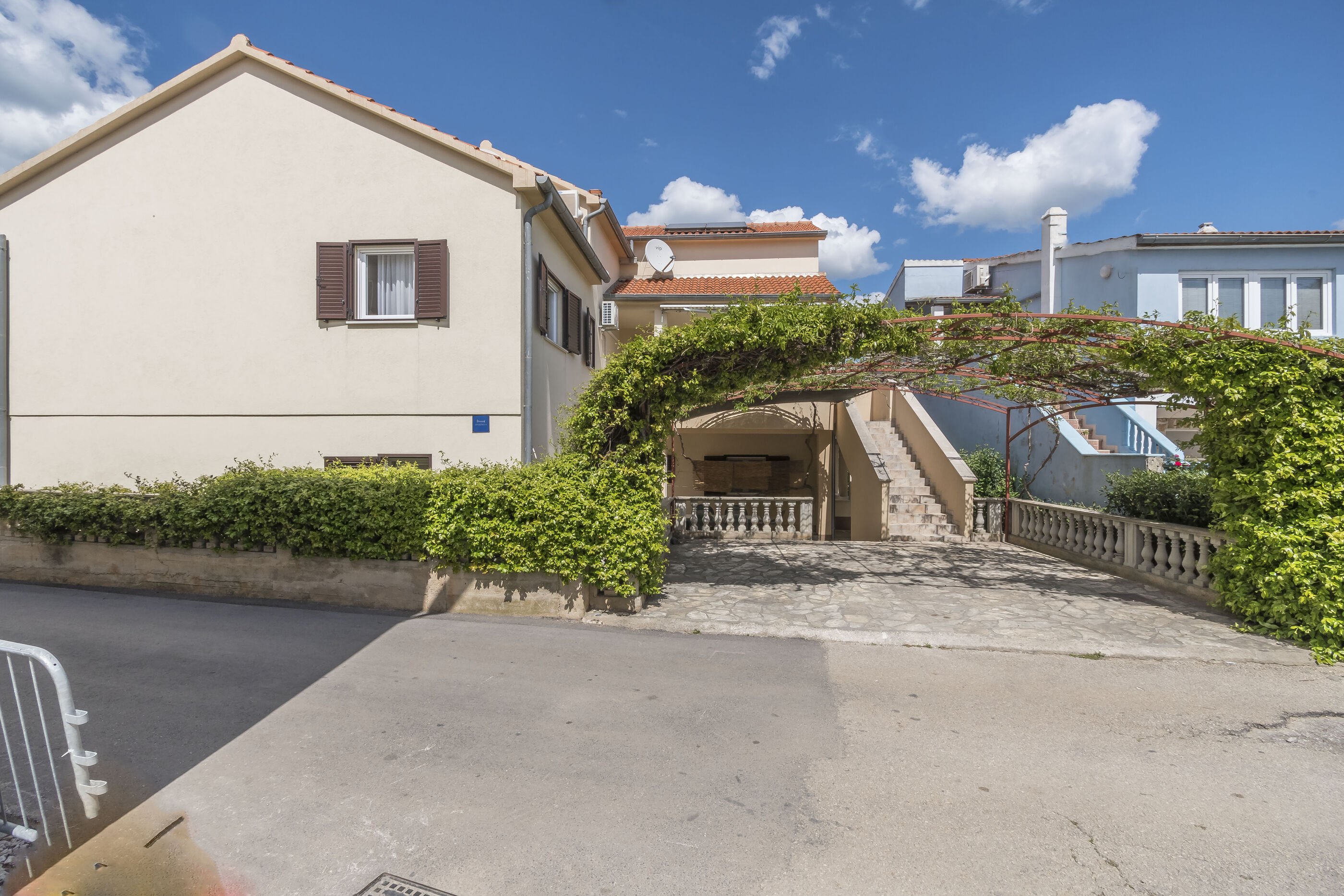 Apartments Murter Jurjako 100971-A2