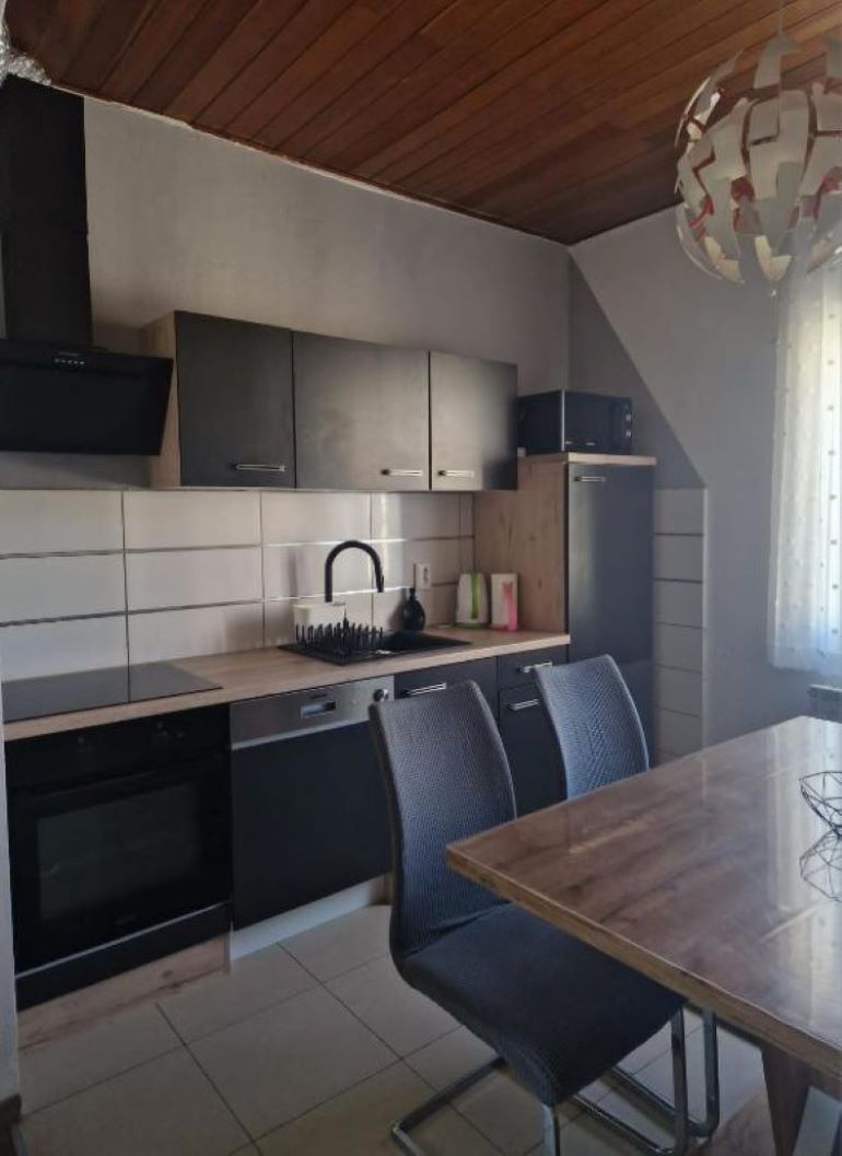 Apartments Postira uz more 80121-A1