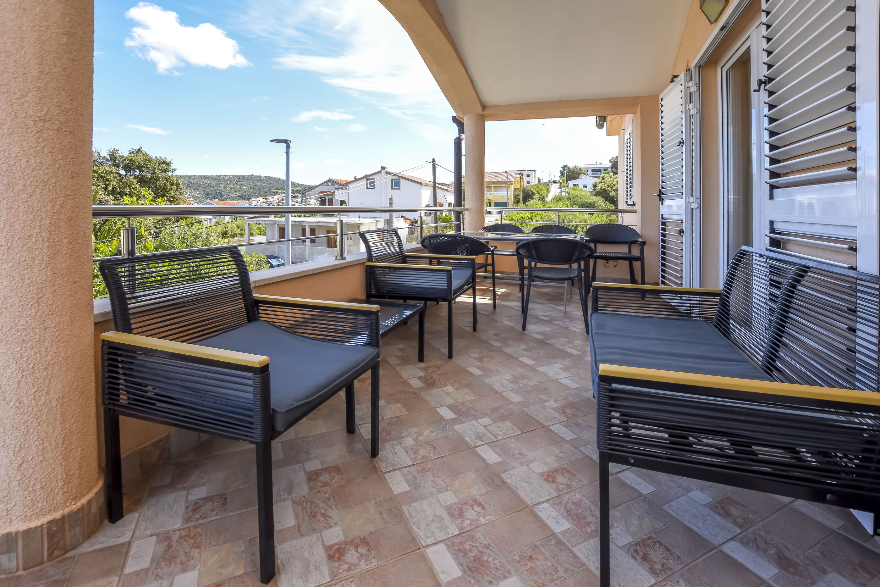 Apartments Ema 22211-A1