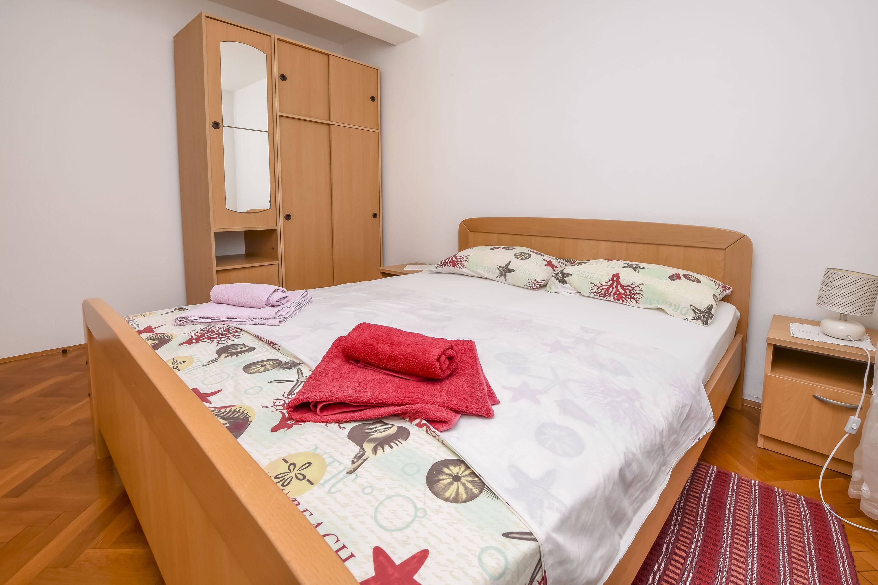 Apartments Ema 22211-A2