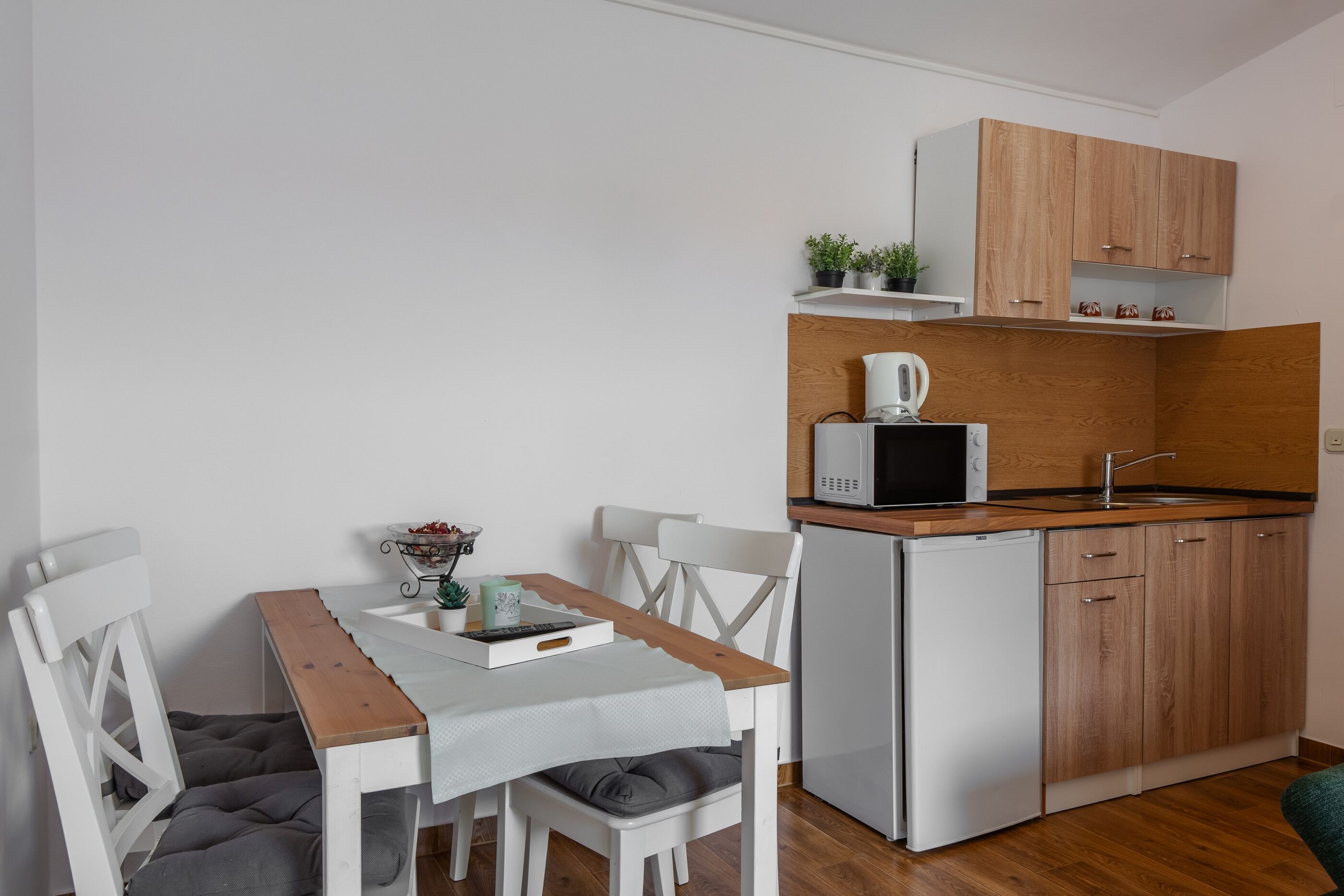 Apartments Ivancevic 95855-A1