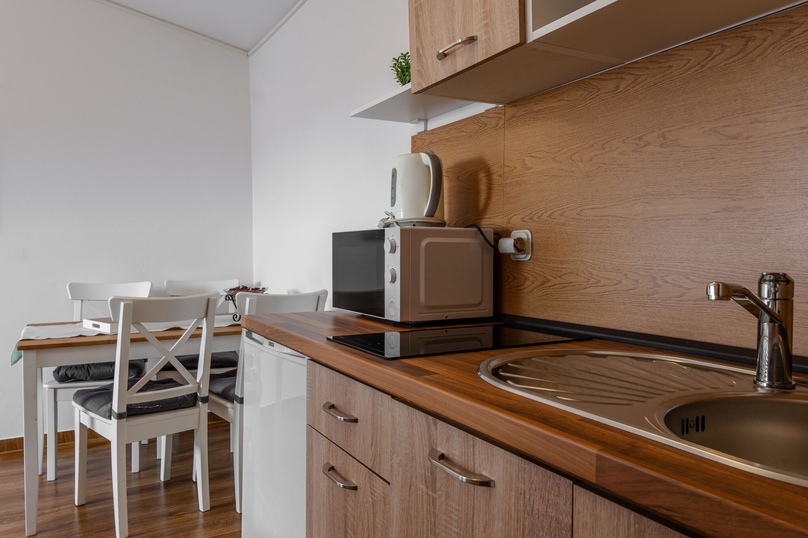 Apartments Ivancevic 95855-A1