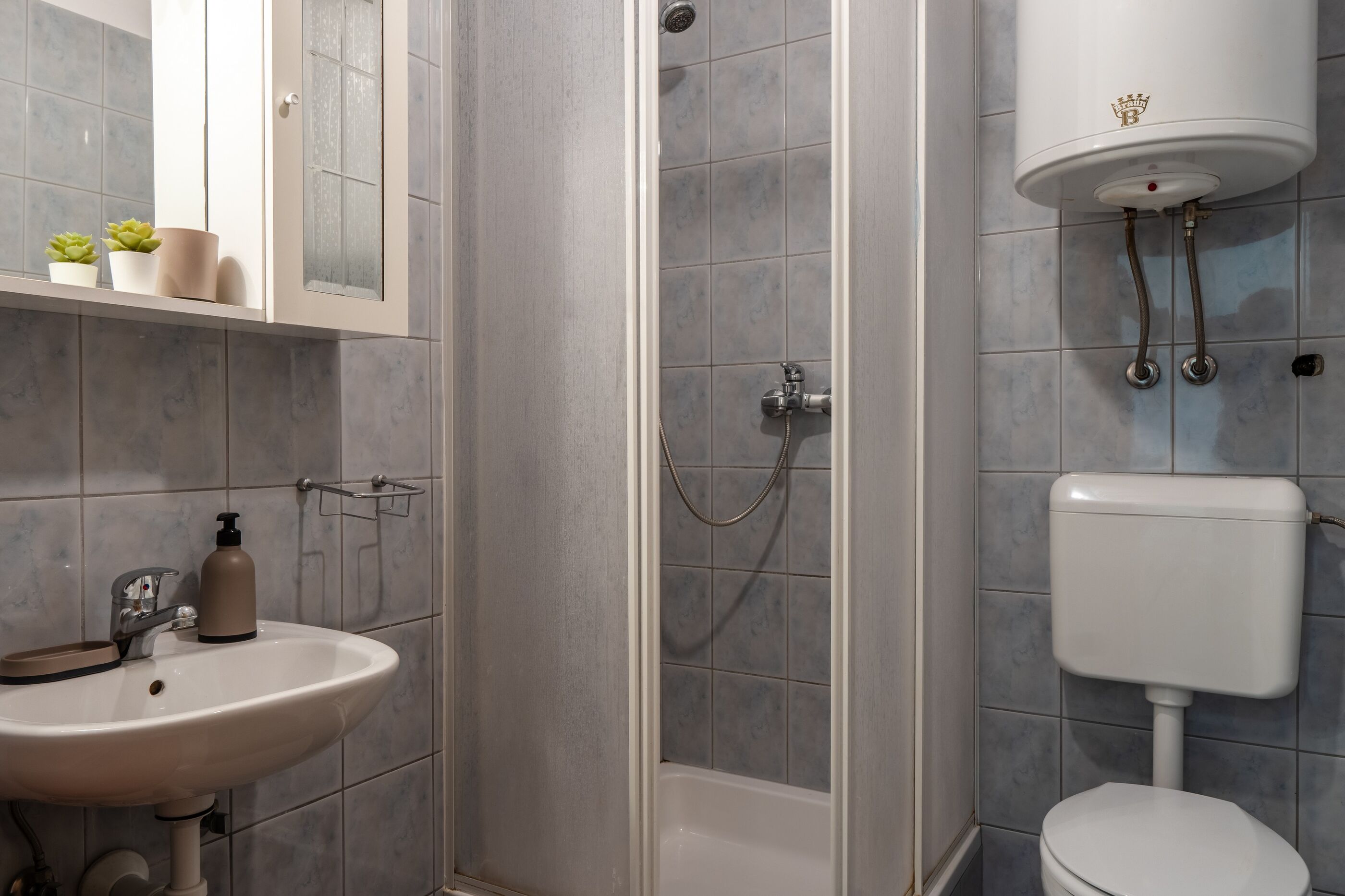 Apartments Ivancevic 95855-A1
