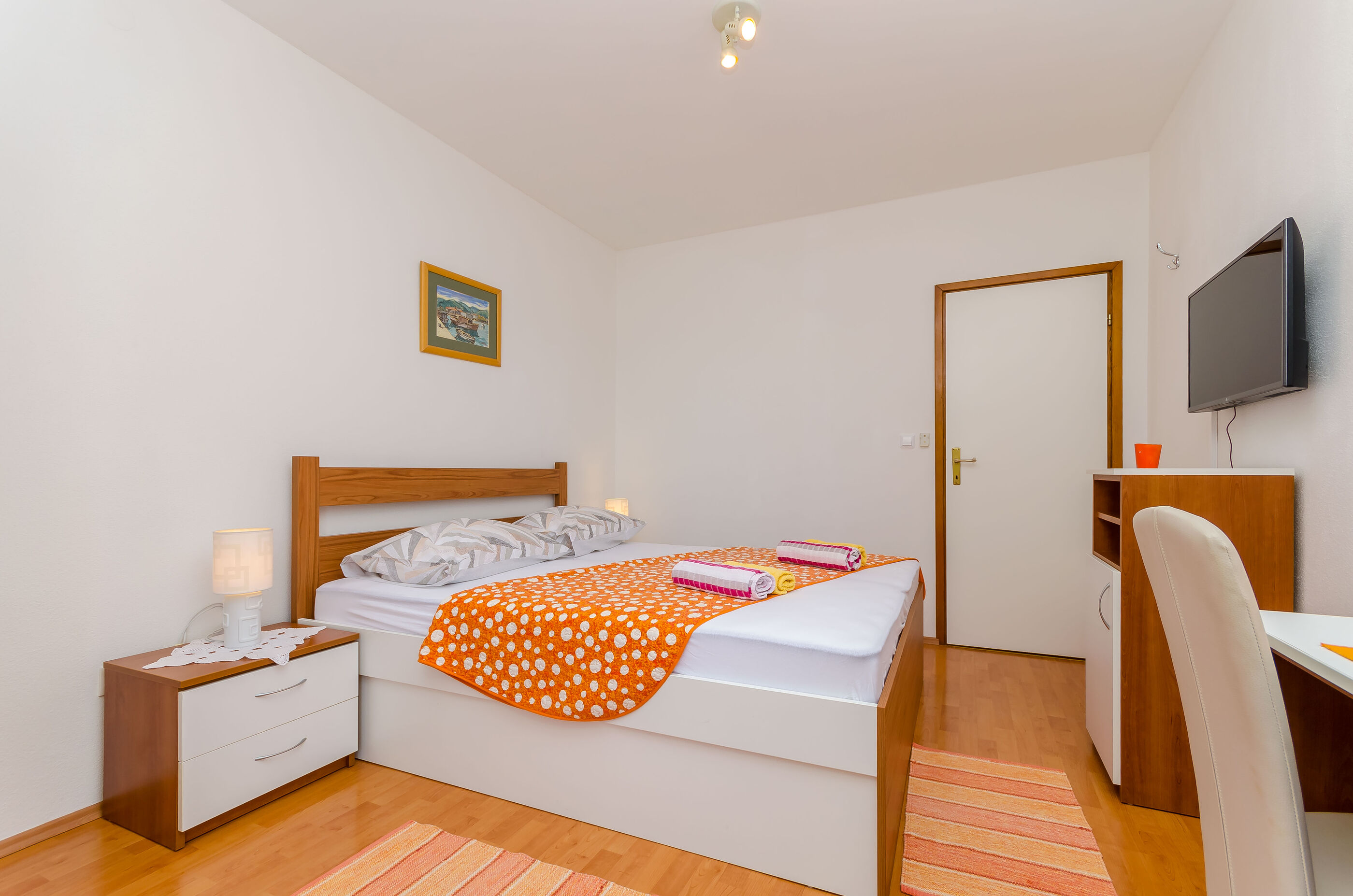 Apartments Zvonimir 40781-A3