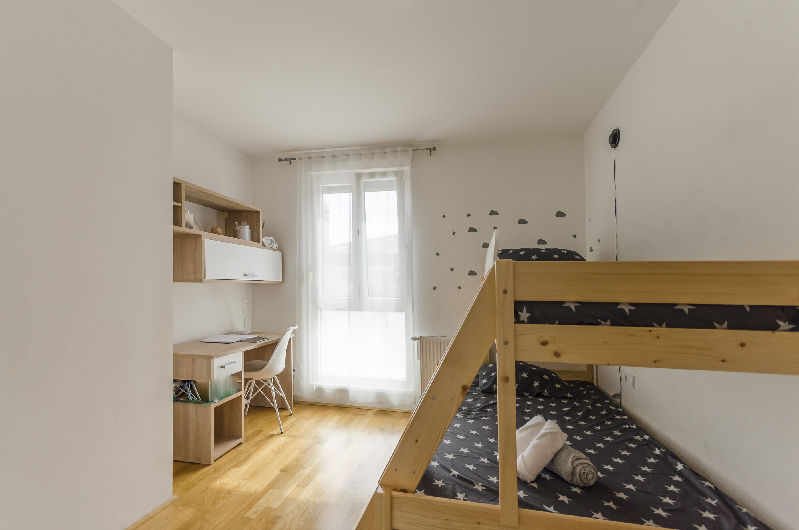 Apartment L&I 101131-A1