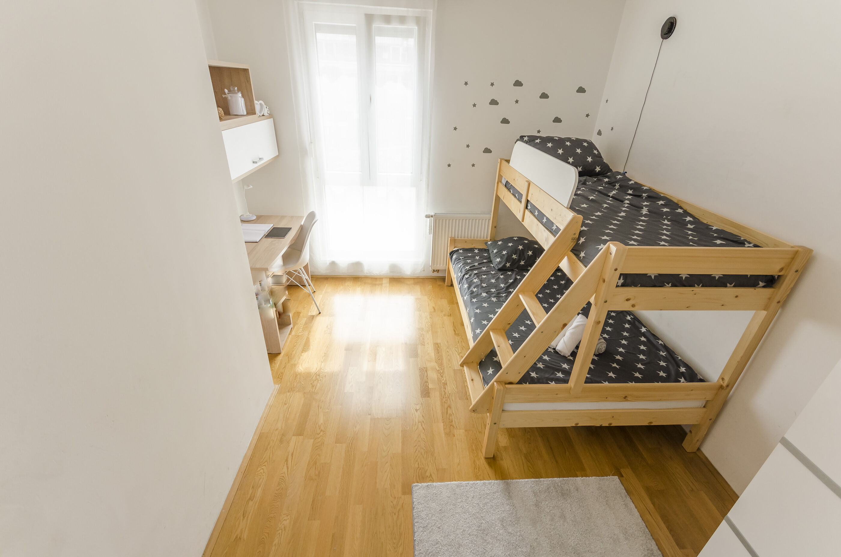 Apartment L&I 101131-A1