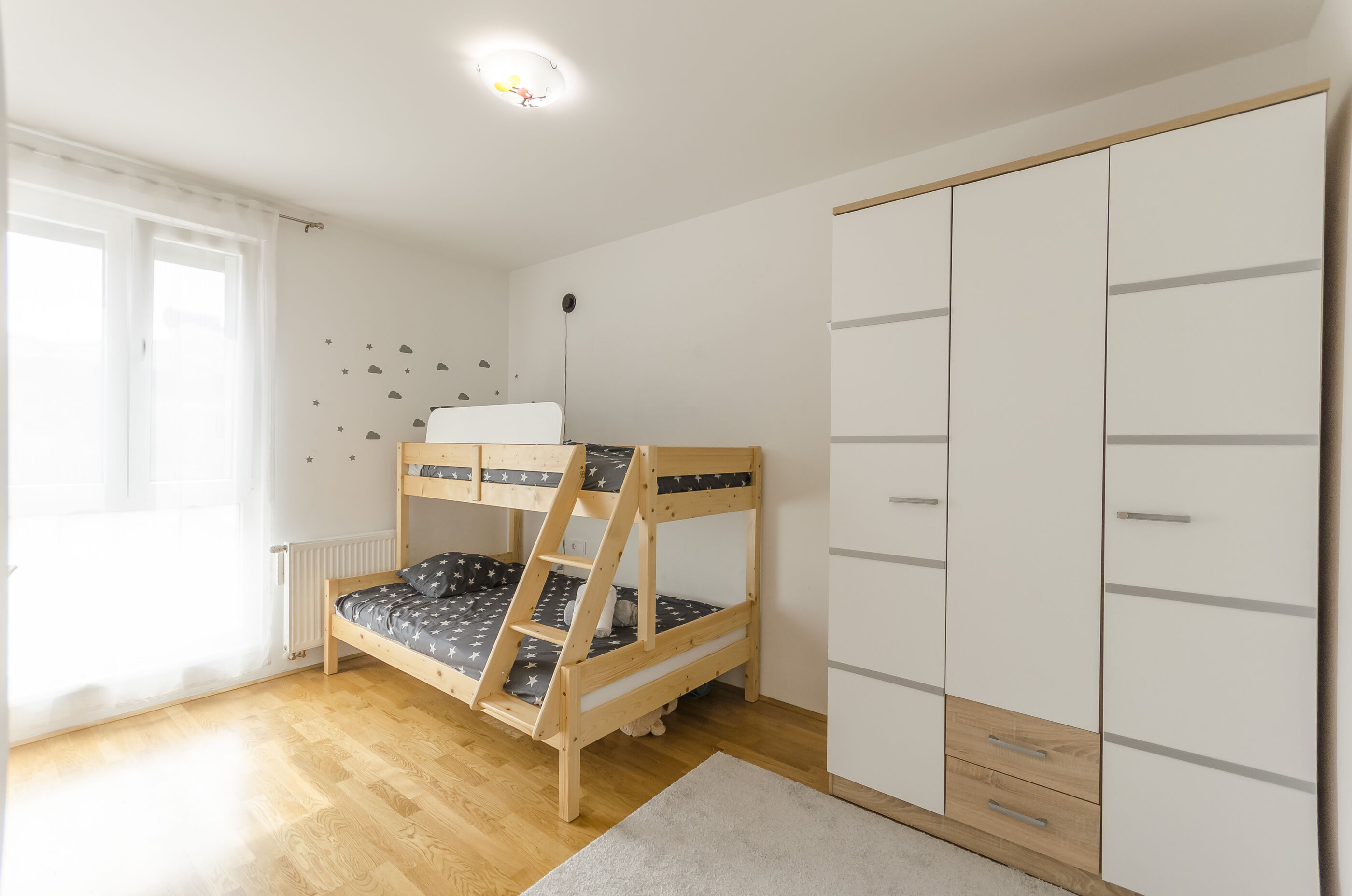 Apartment L&I 101131-A1