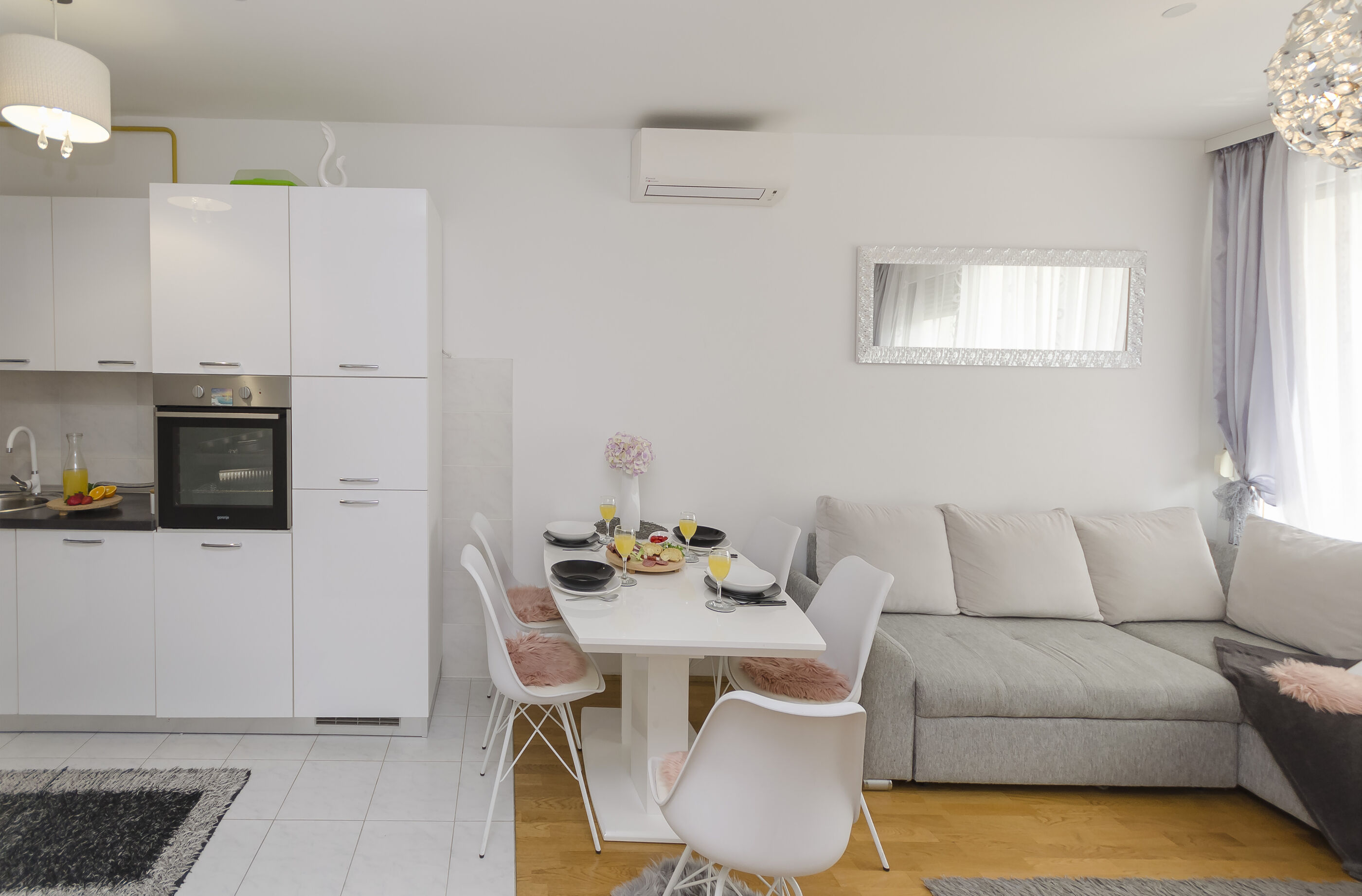 Apartment L&I 101131-A1
