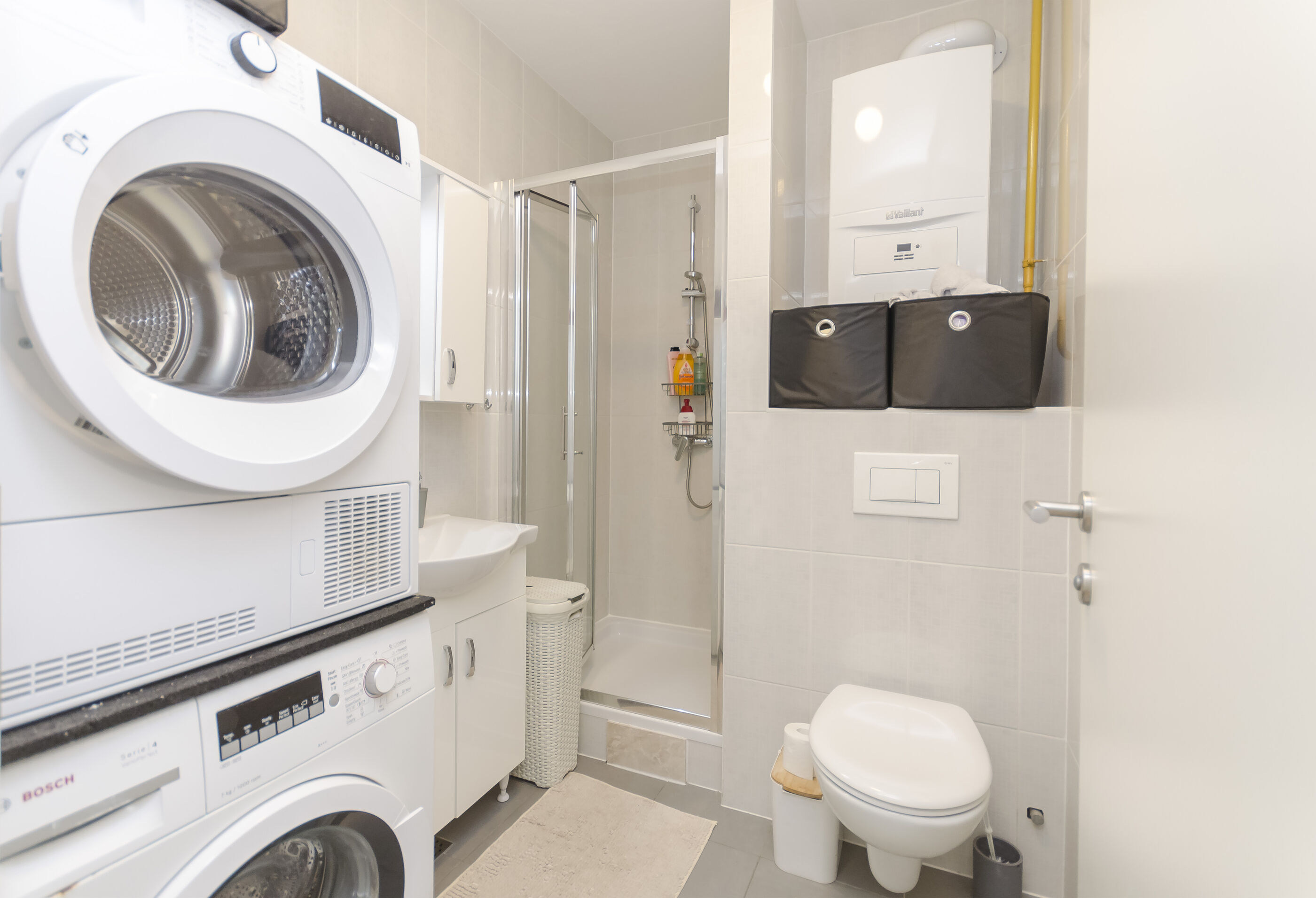 Apartment L&I 101131-A1