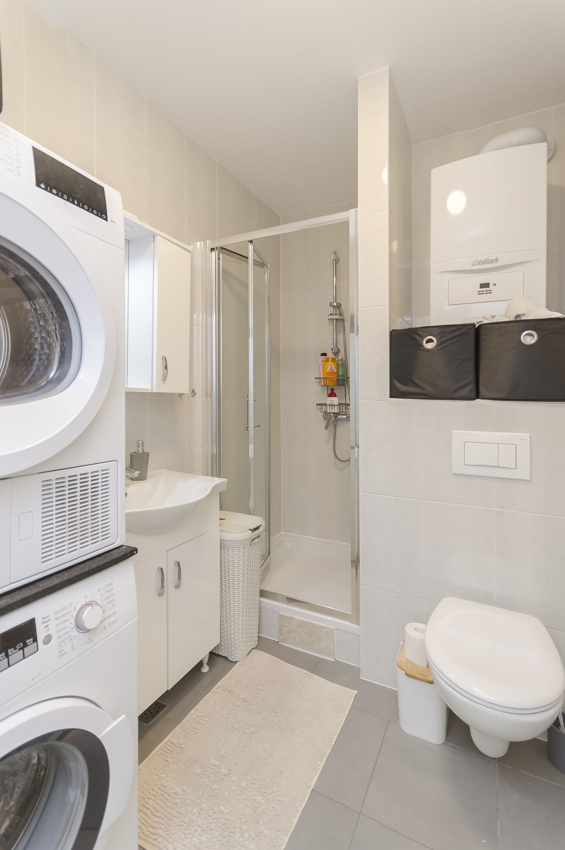 Apartment L&I 101131-A1