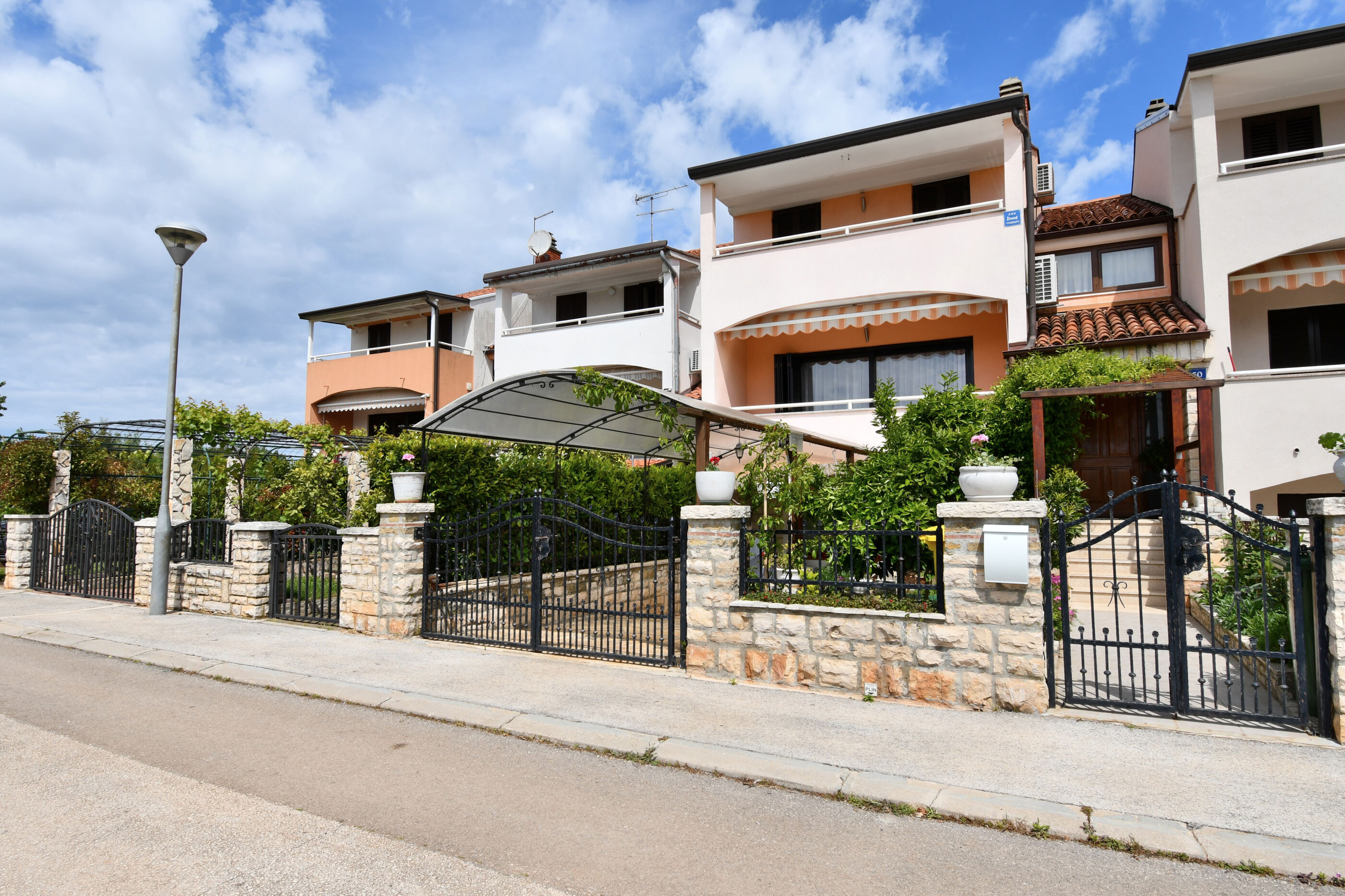 Apartments Vjera Accommodation in Umag