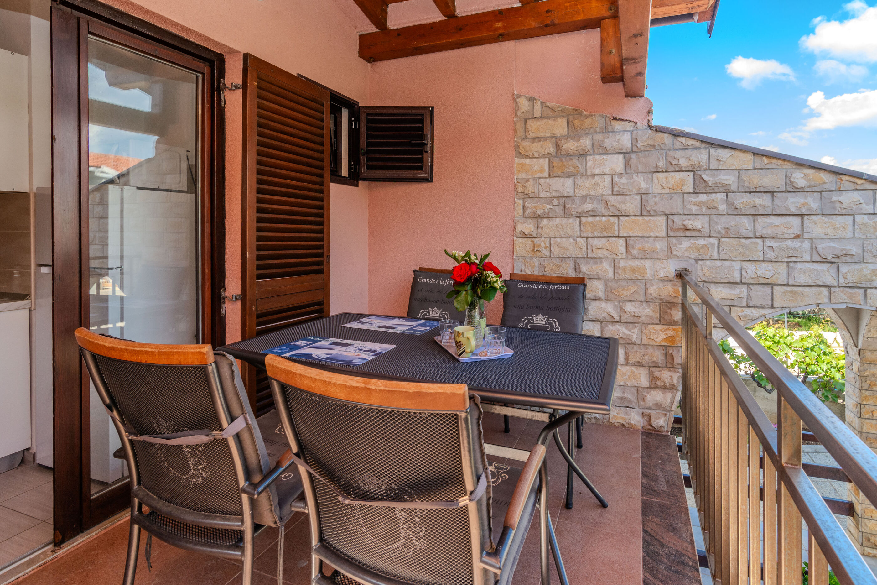 Apartment Vujic 64132-A1