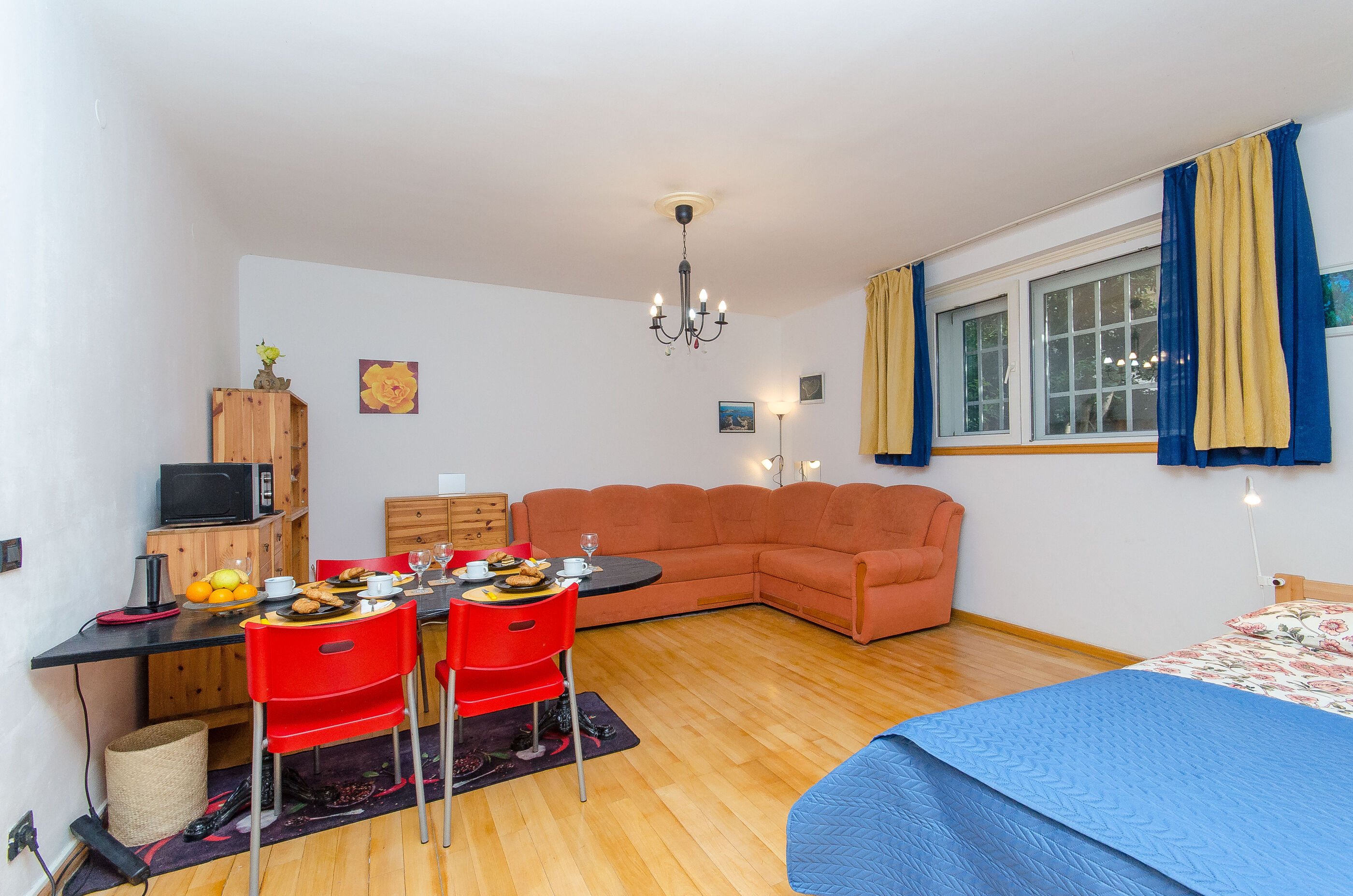 Apartment Z4 101211-A1