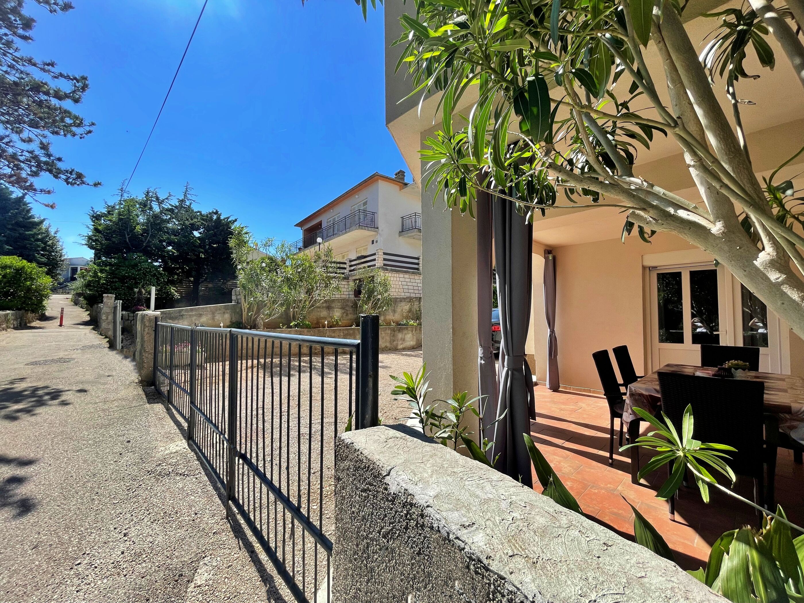 Apartment Butkovic - Pet-Friendly A1