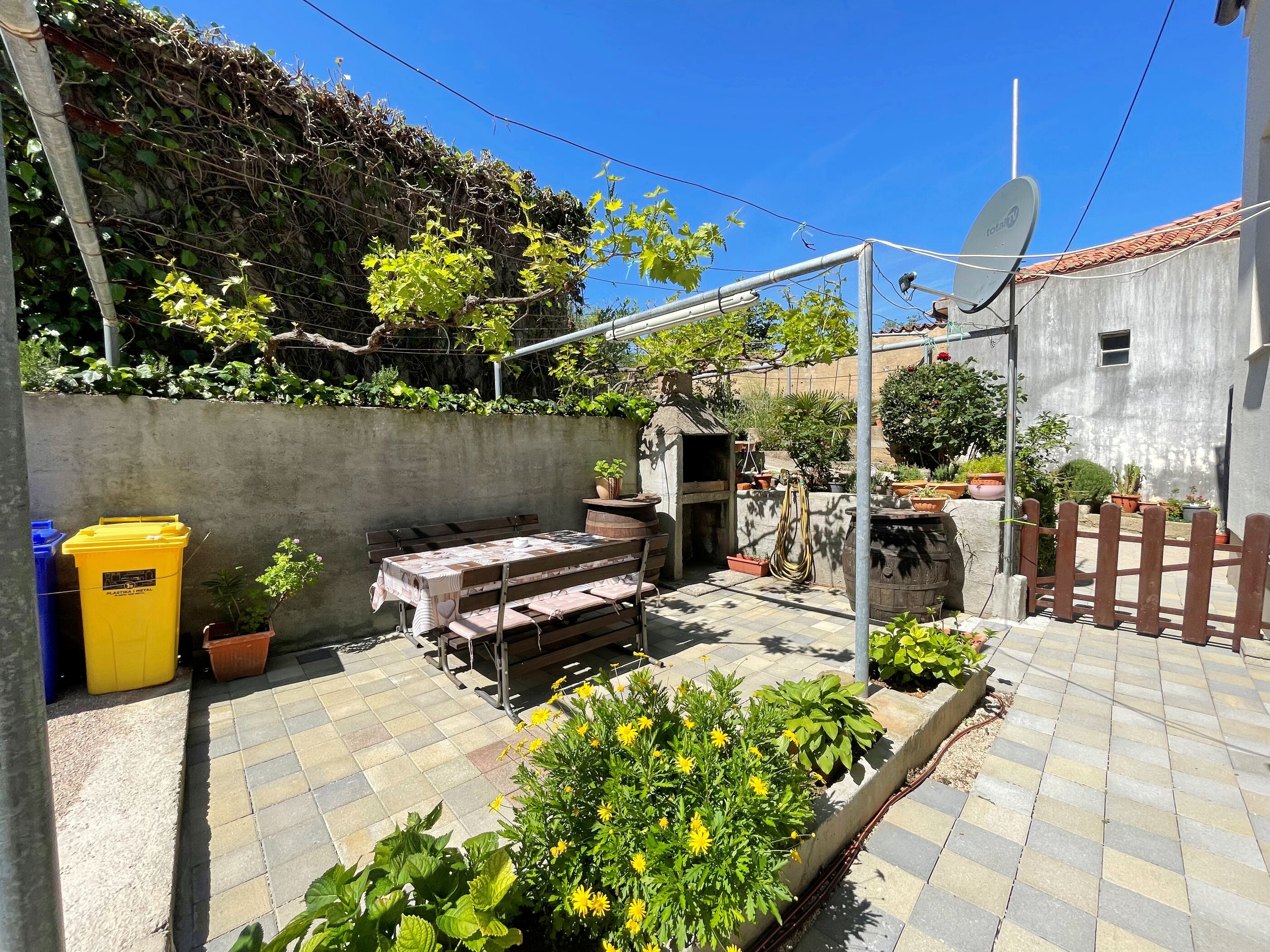 Apartment Butkovic - Pet-Friendly A1