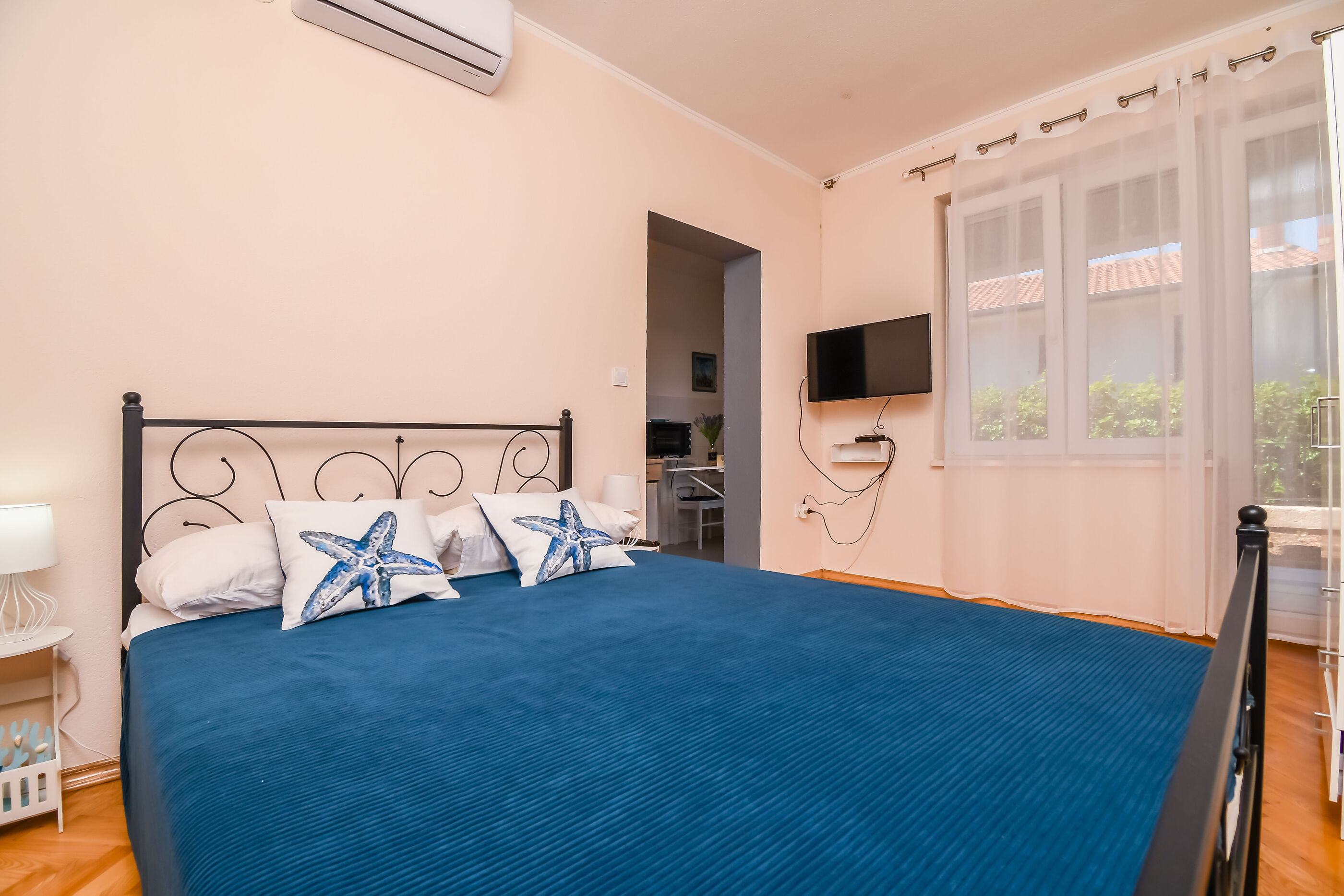 Apartments Makakada 101251-A1