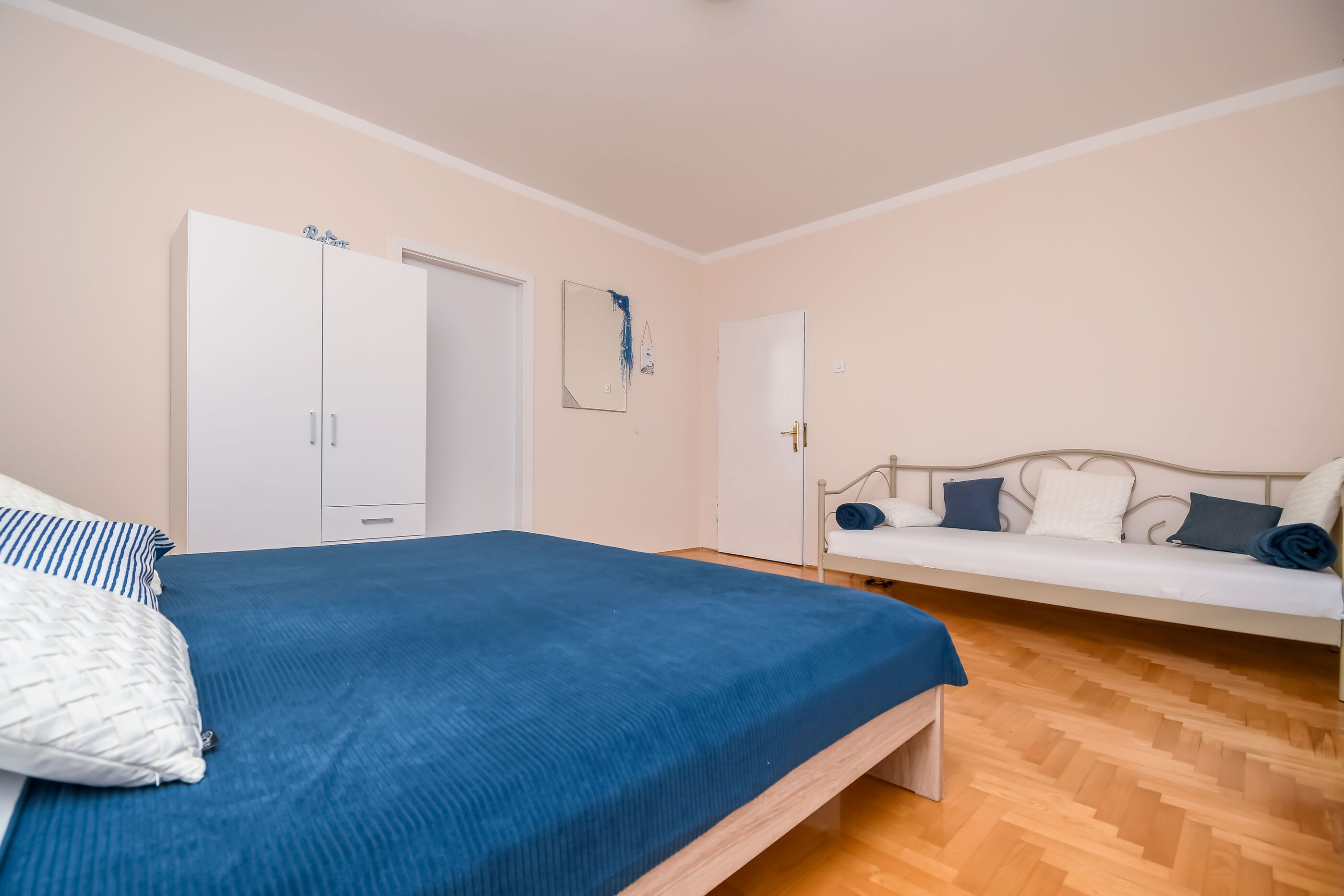Apartments Makakada 101251-A3