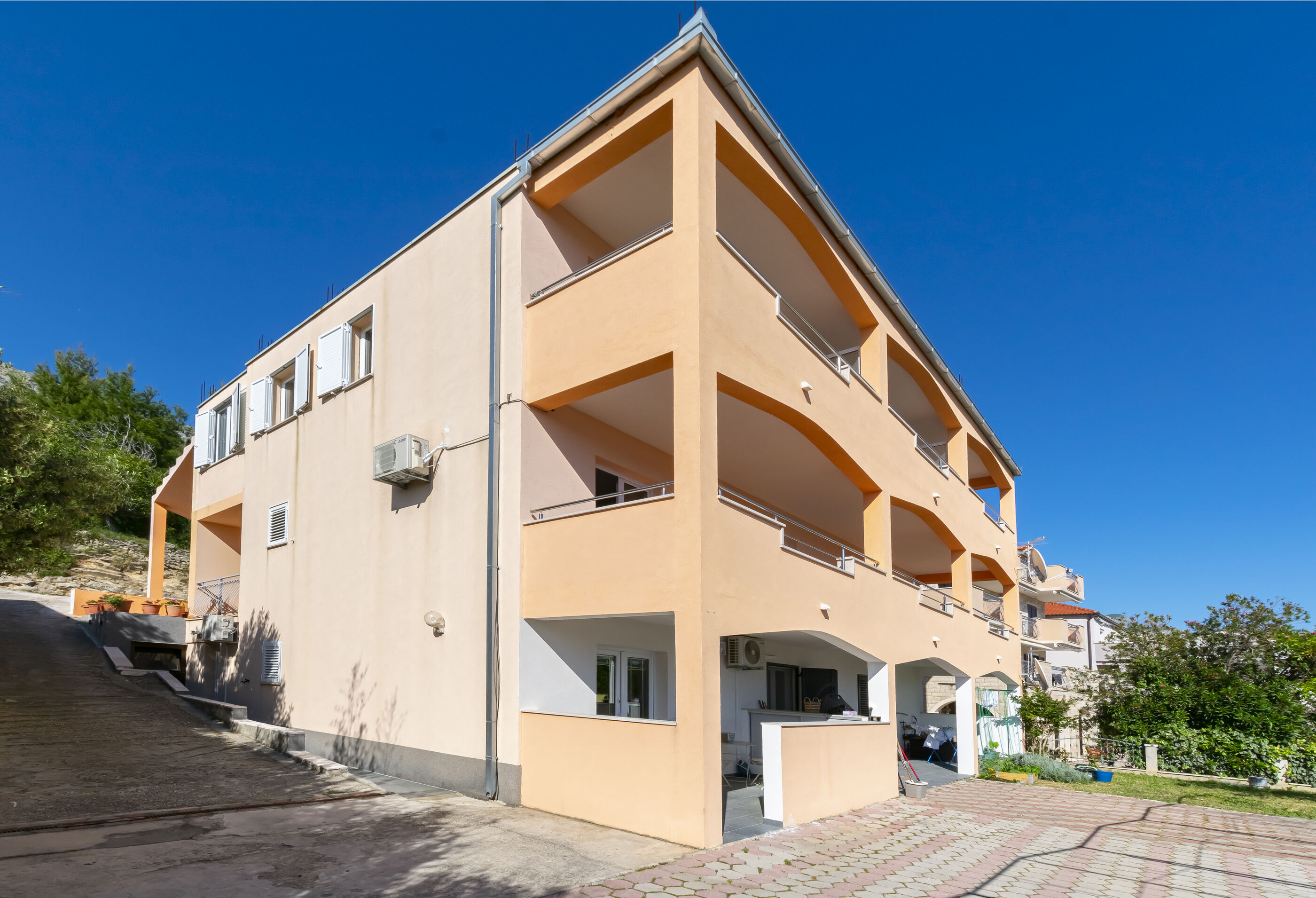 Apartments Orange 101081-A3