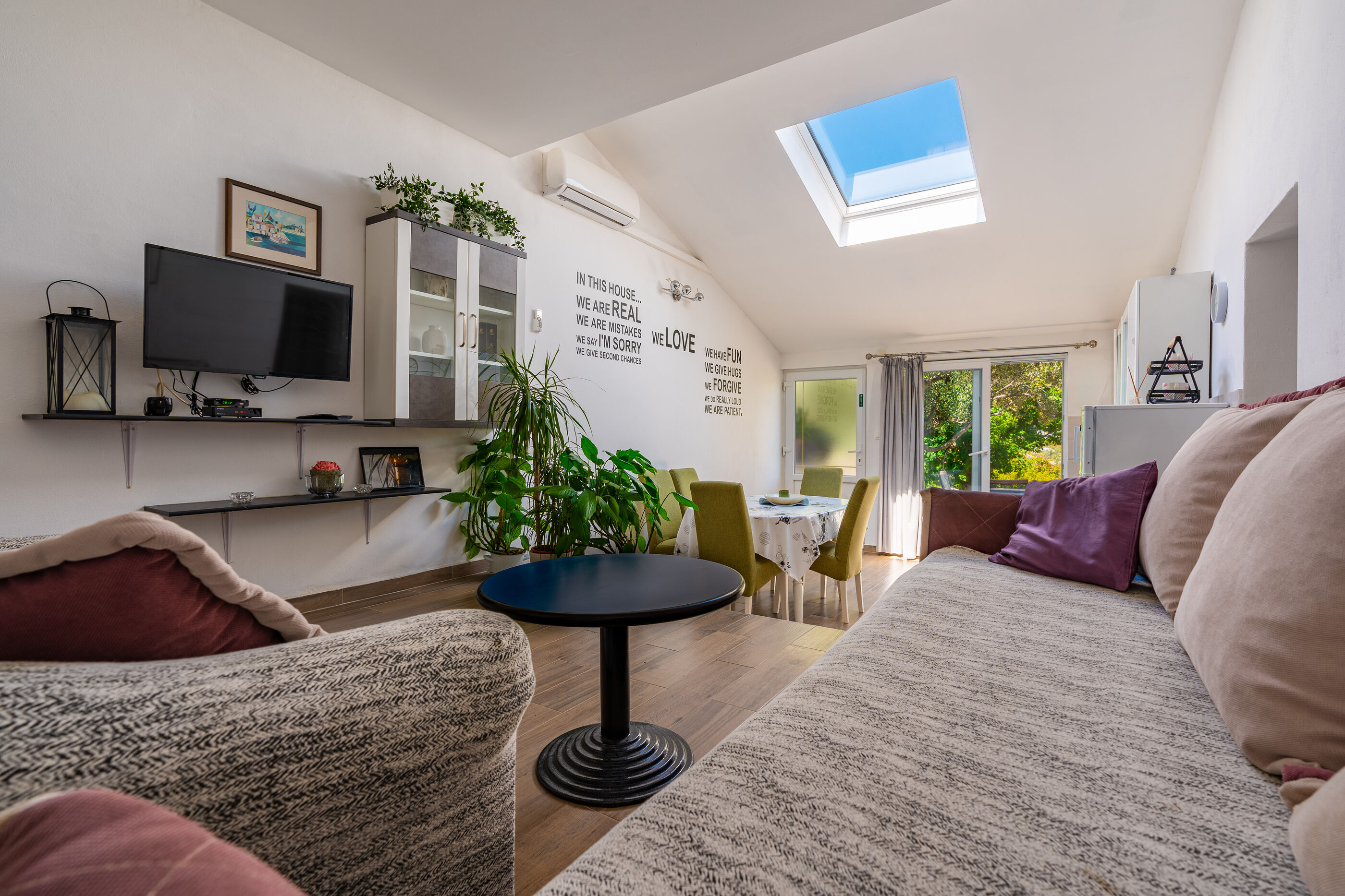 Apartment Maslina 101391-A1