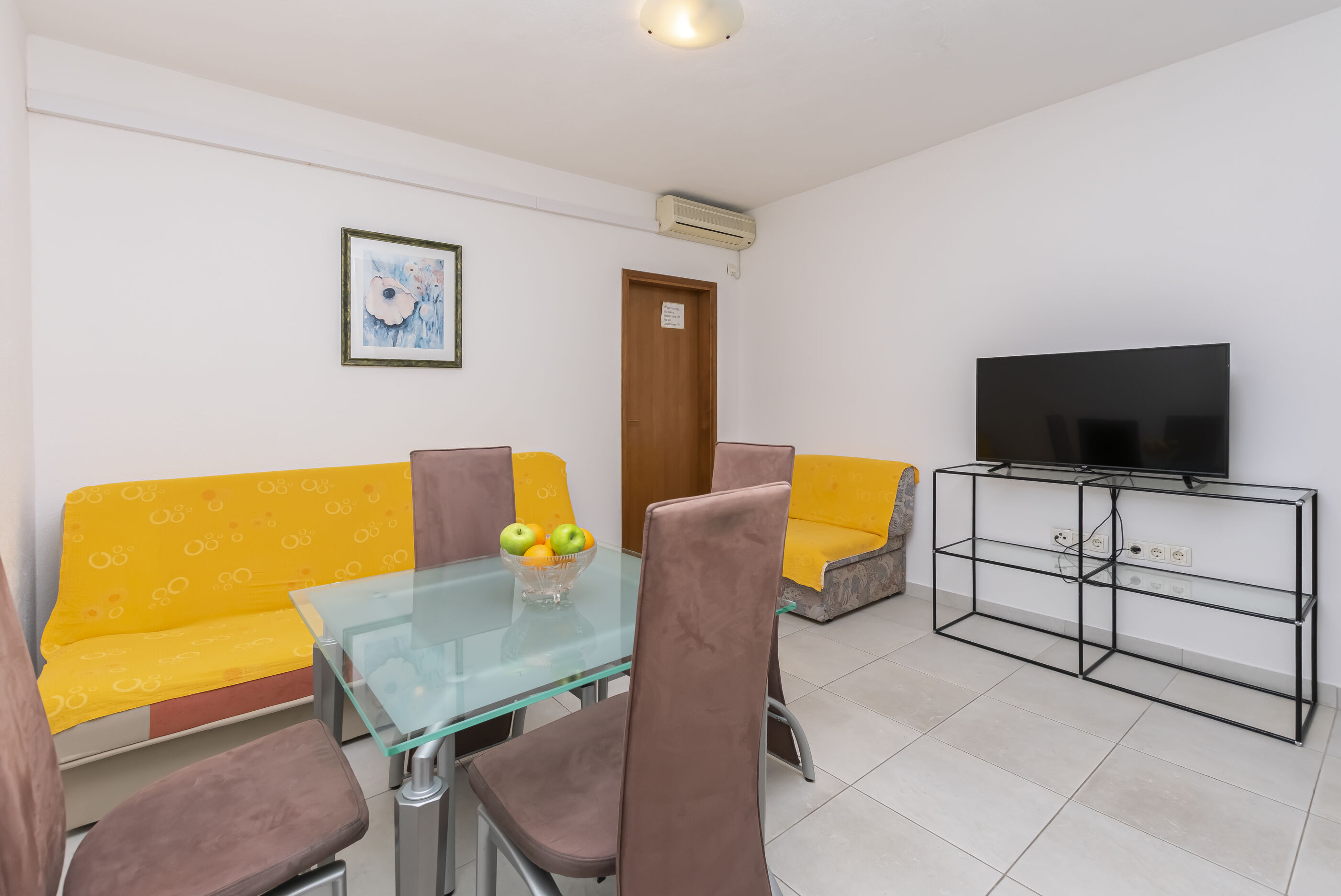 Apartments Horizont 101401-A2