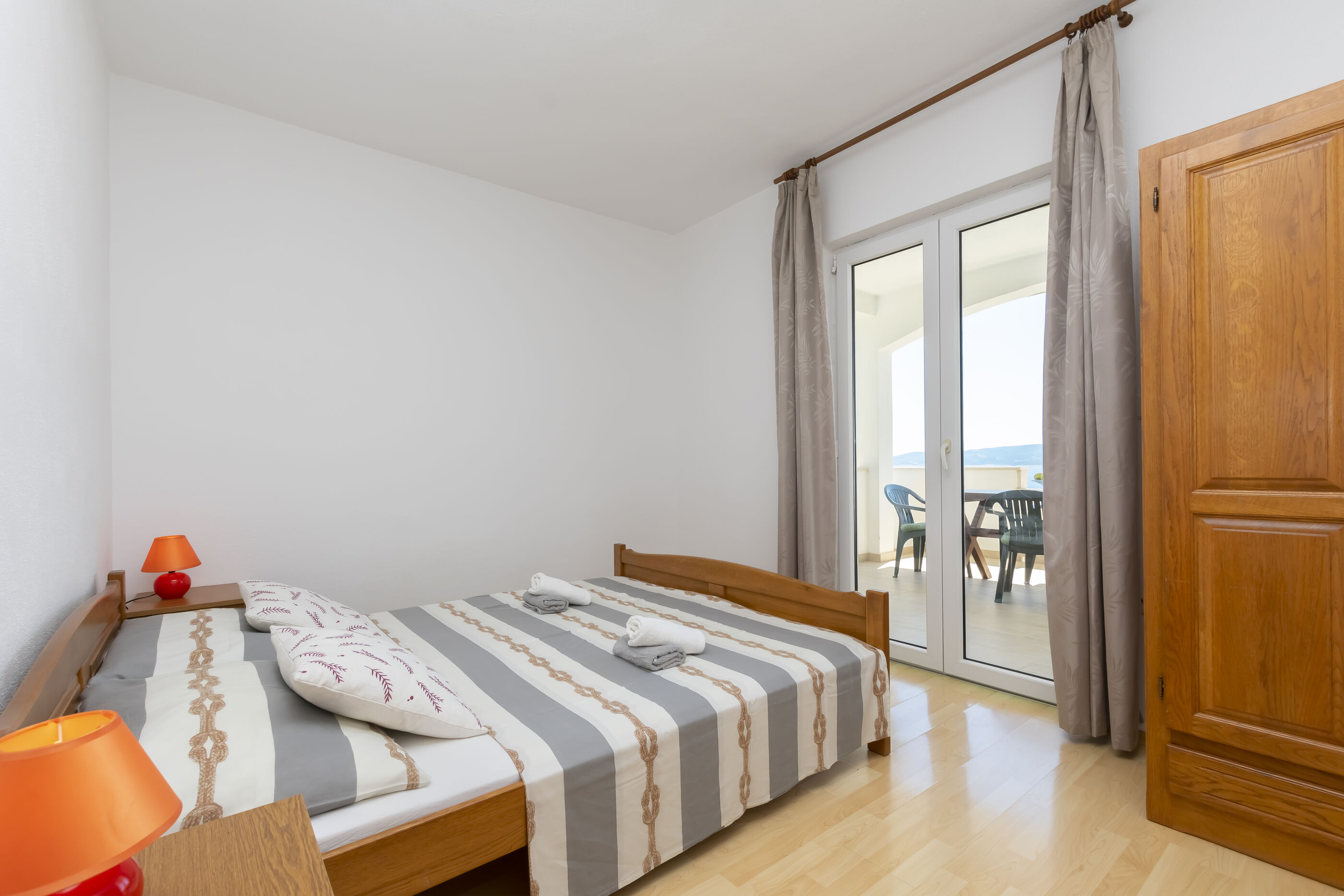 Apartments Horizont 101401-A2